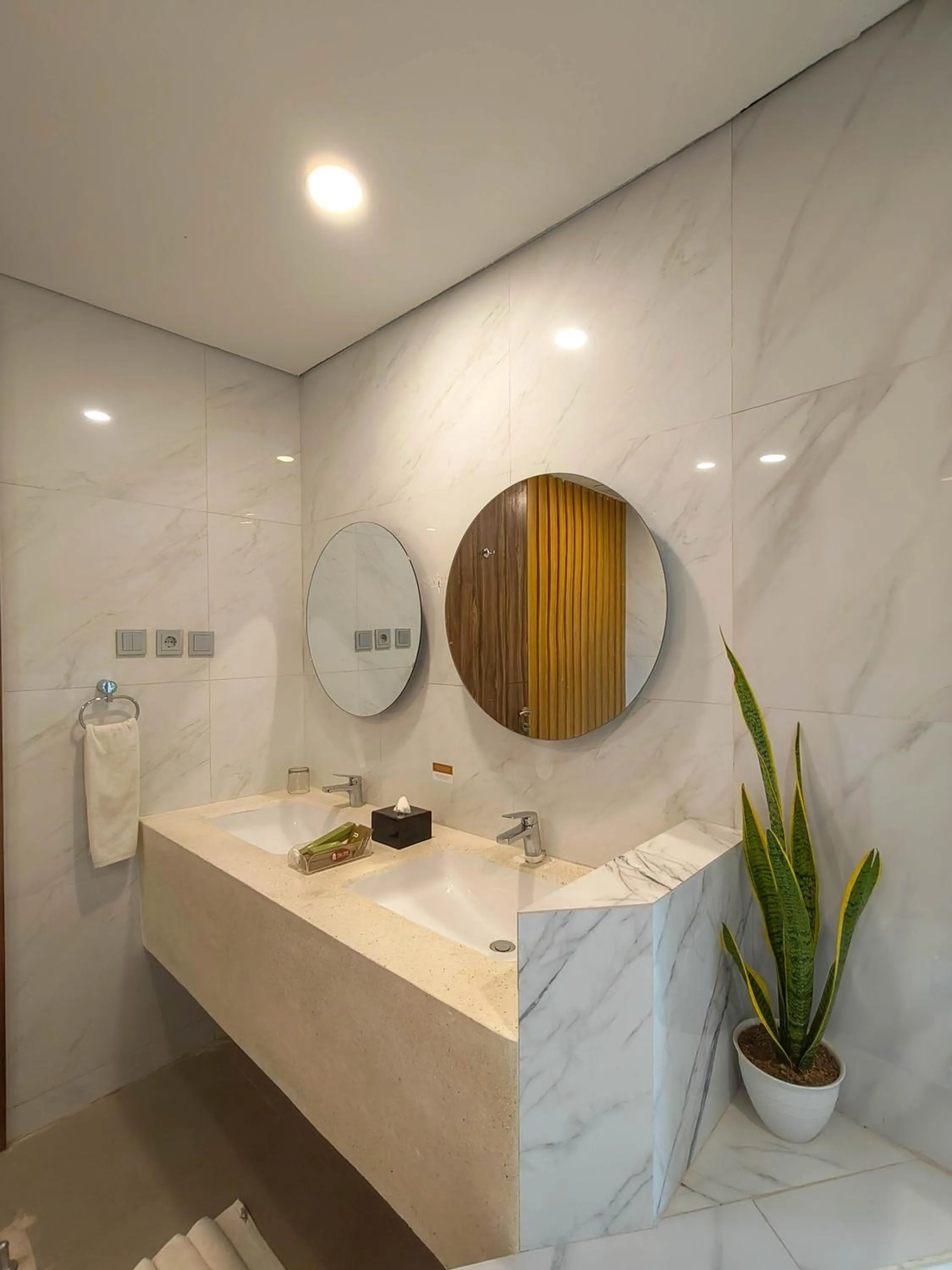 Raja Hotel Kuta Mandalika Resort & Convention