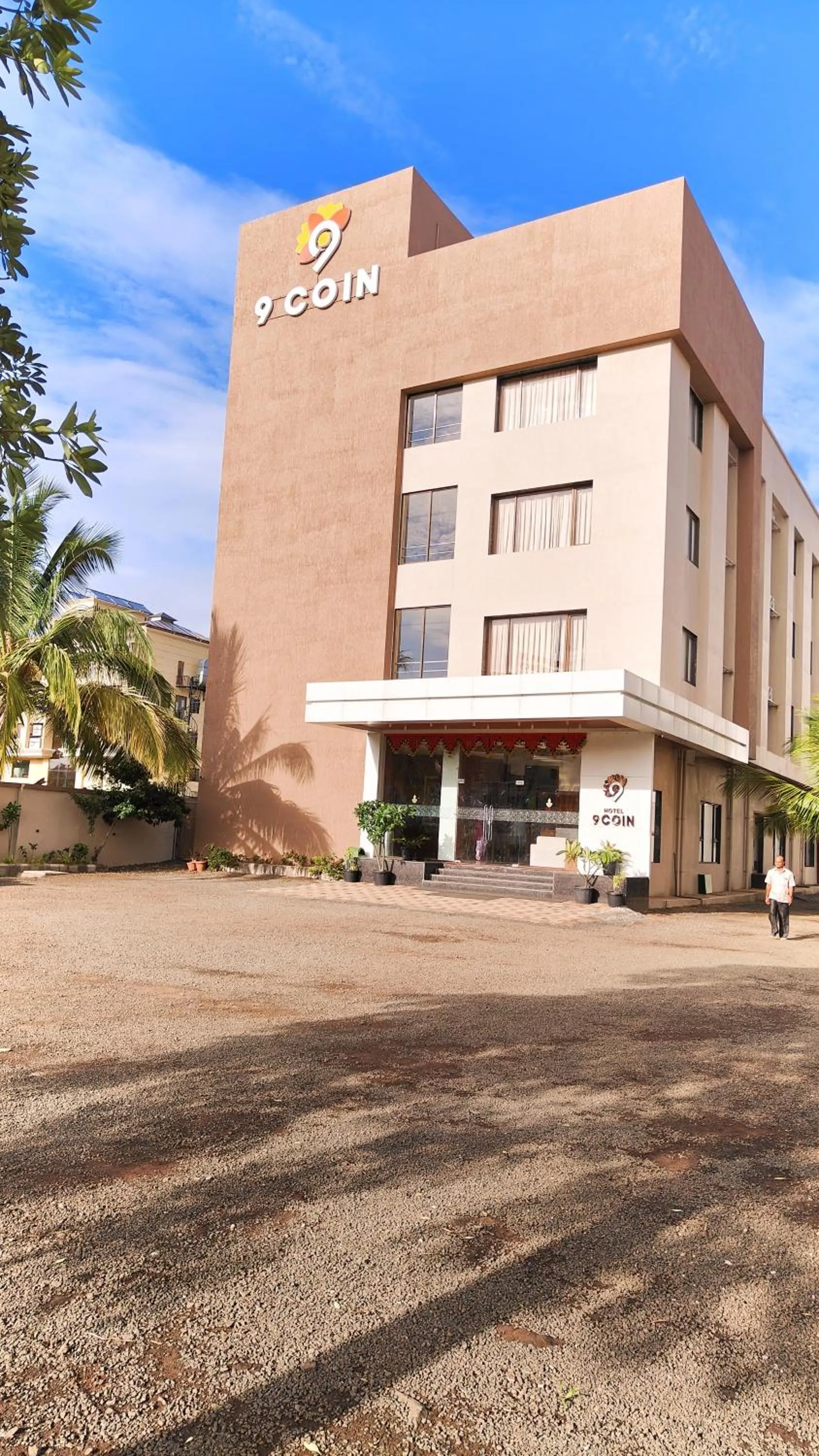 Property building in Hotel 9 Coin