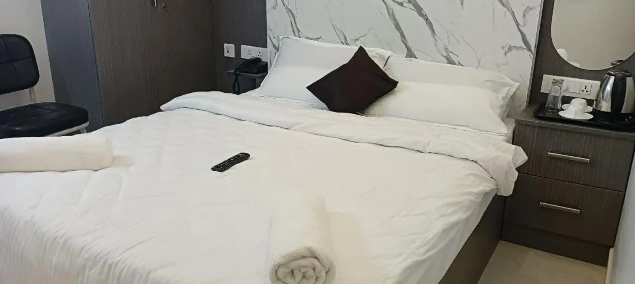 Bed in Sanns Tropicana