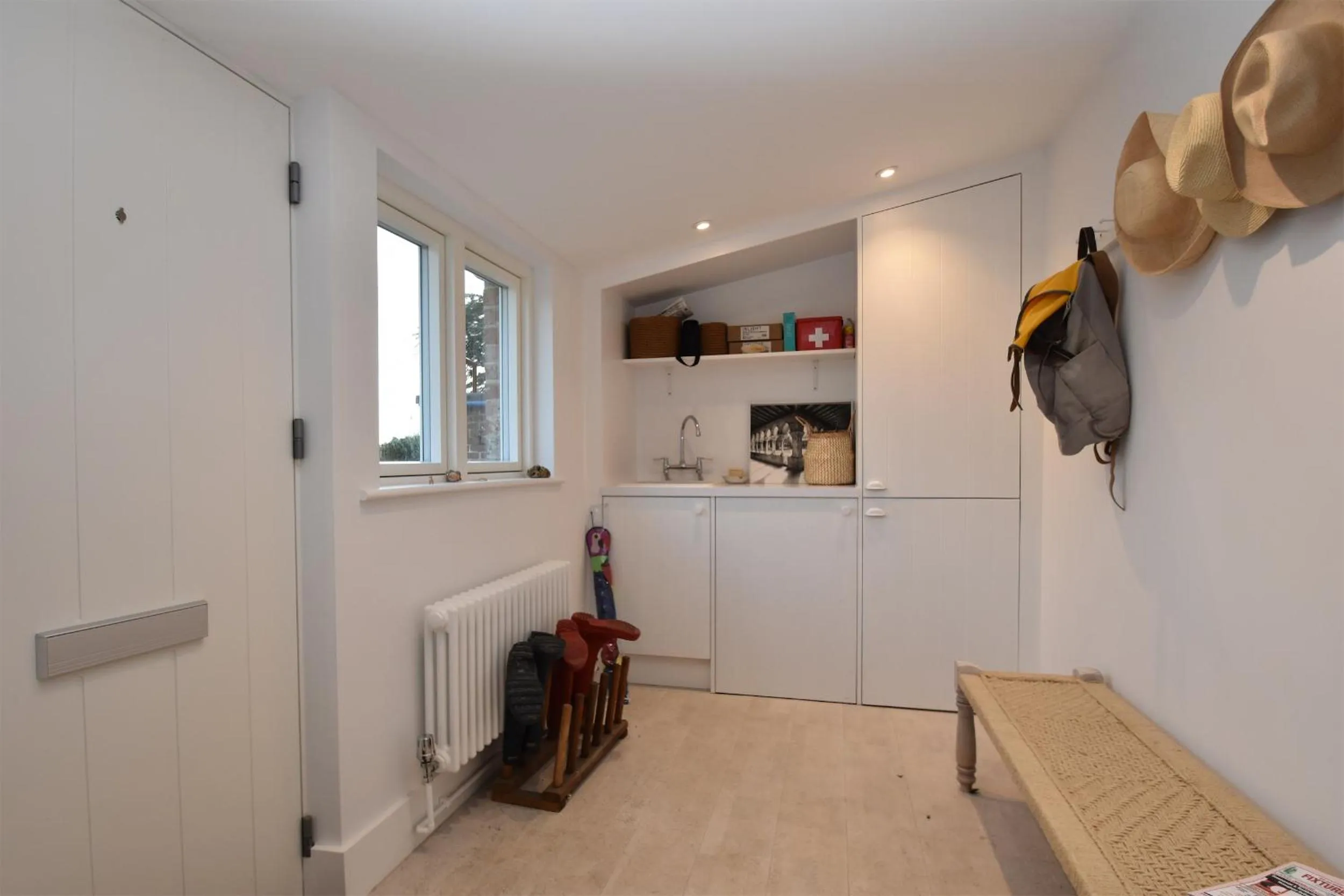 Facade/entrance in Seaside Retreat