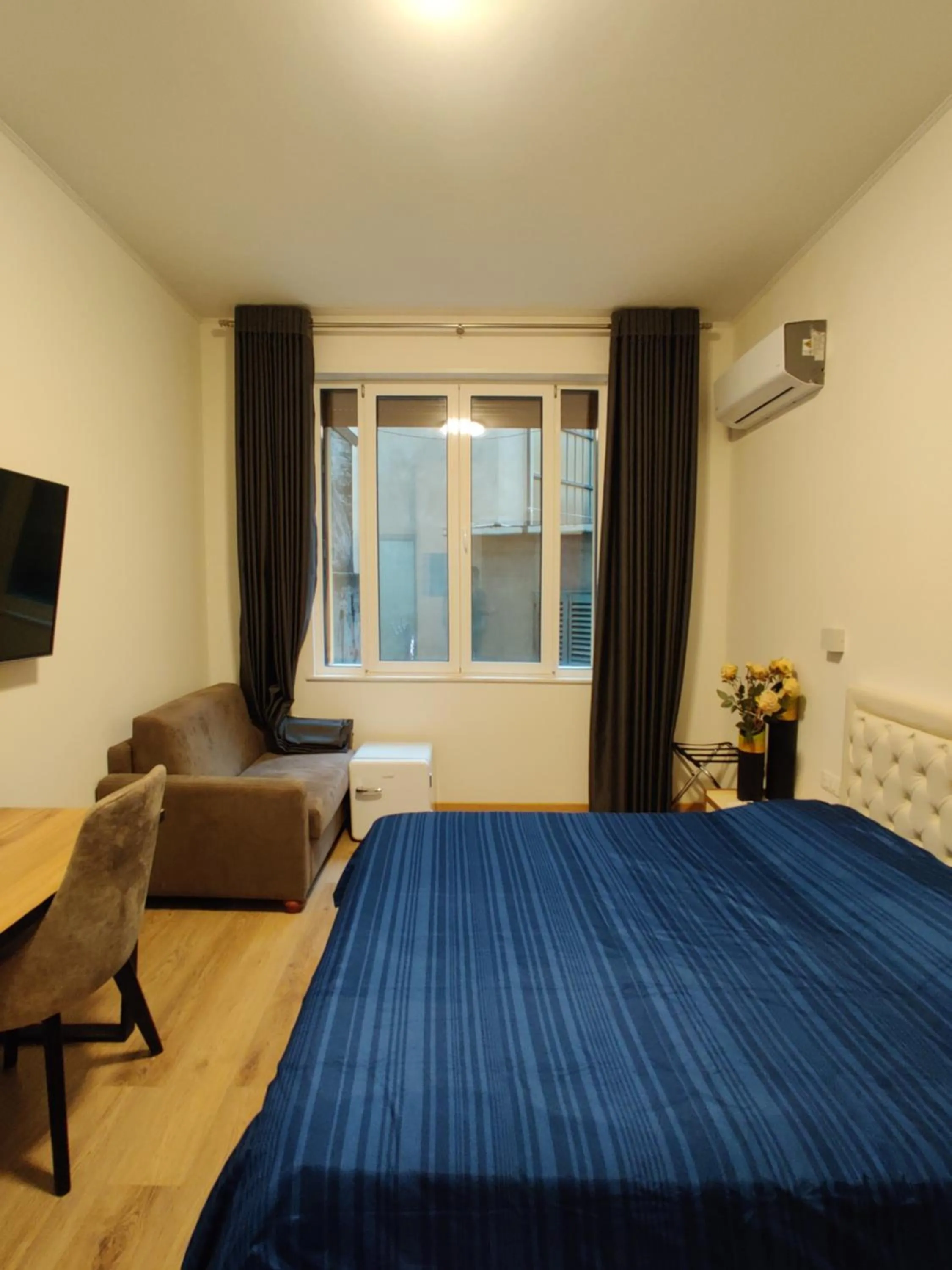 Photo of the whole room, Bed in B&B Crocevia