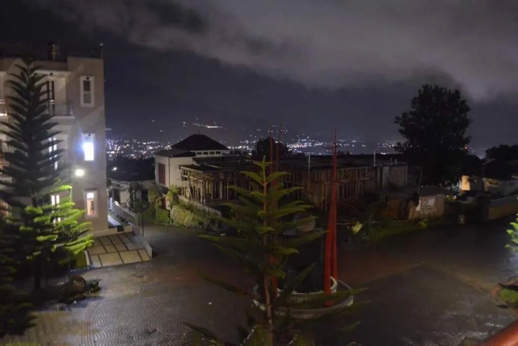 Villa Agro Kusuma Pinus R7