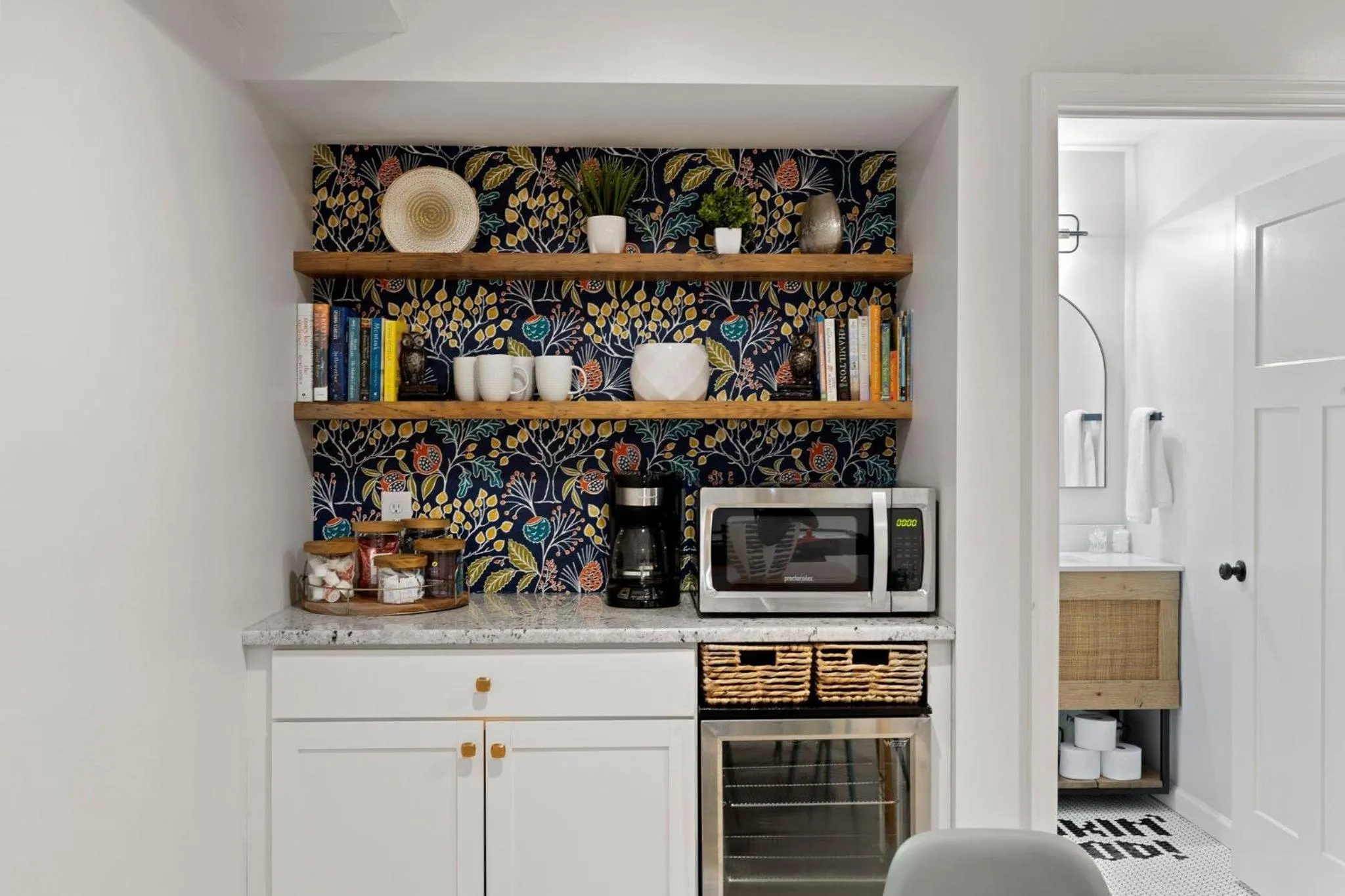 Near Biltmore, Hiking, Breweries W Game Room