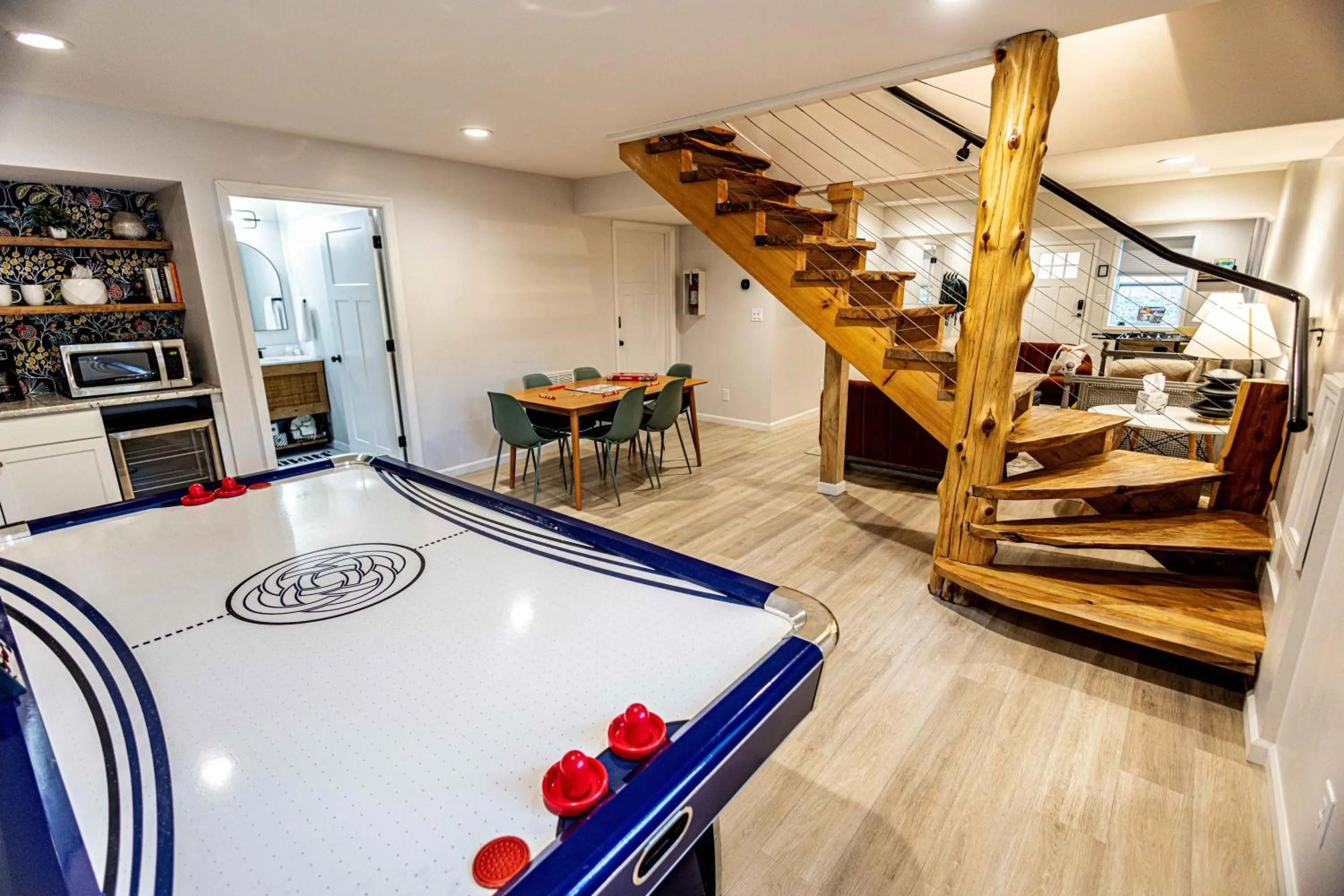 Near Biltmore, Hiking, Breweries W Game Room