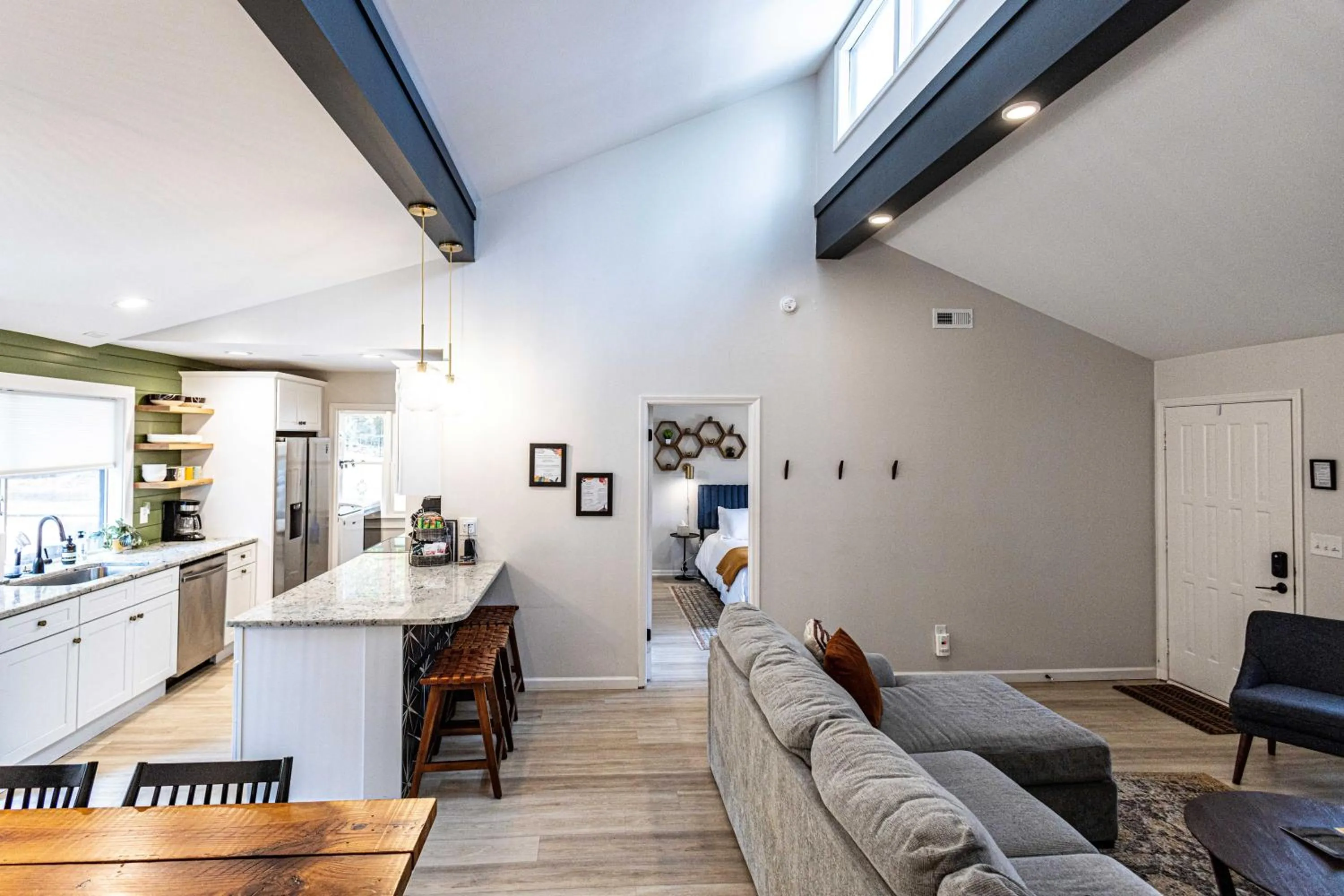 Near Biltmore, Hiking, Breweries W Game Room