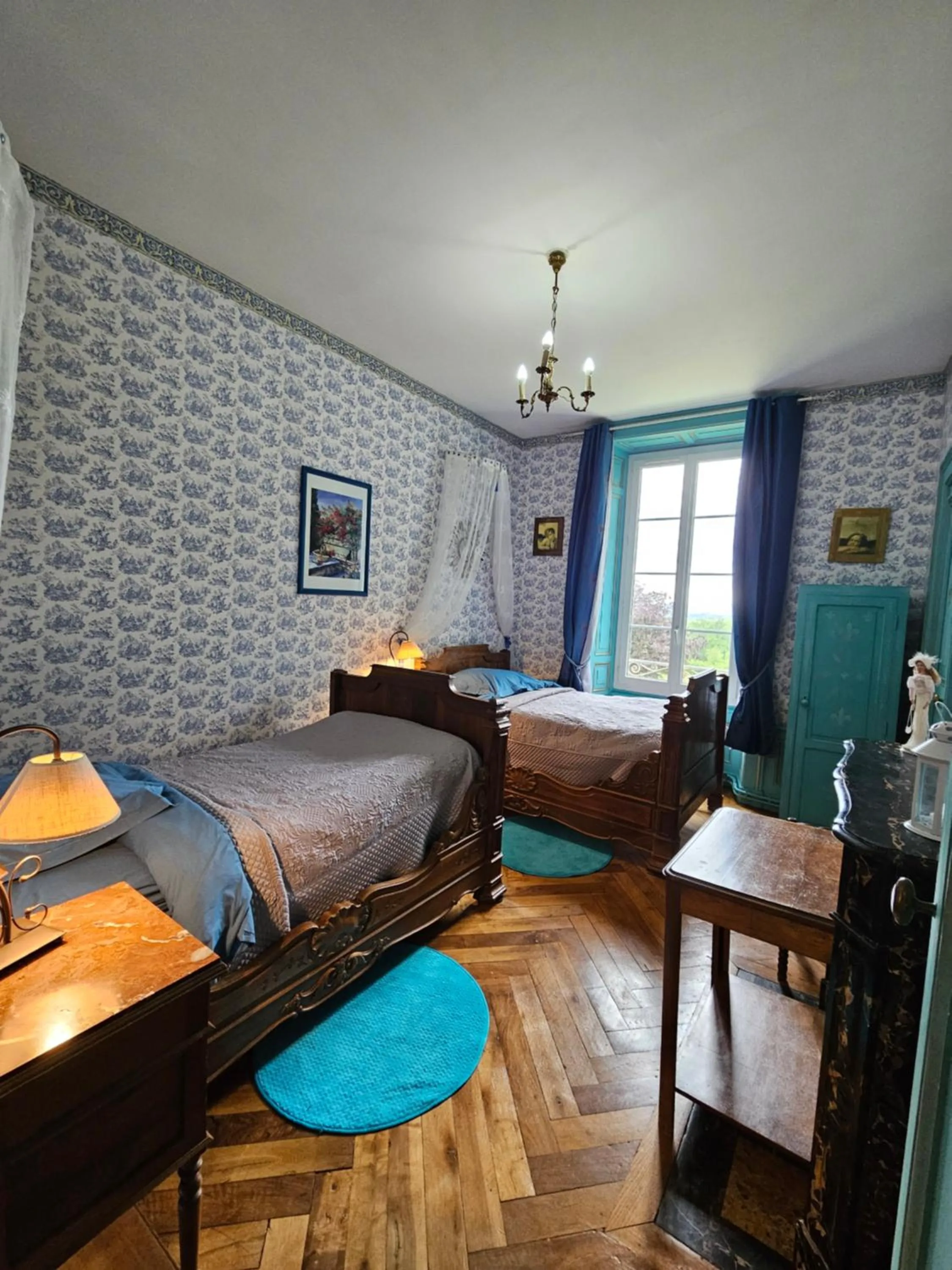 Bed in Château de MontSablé