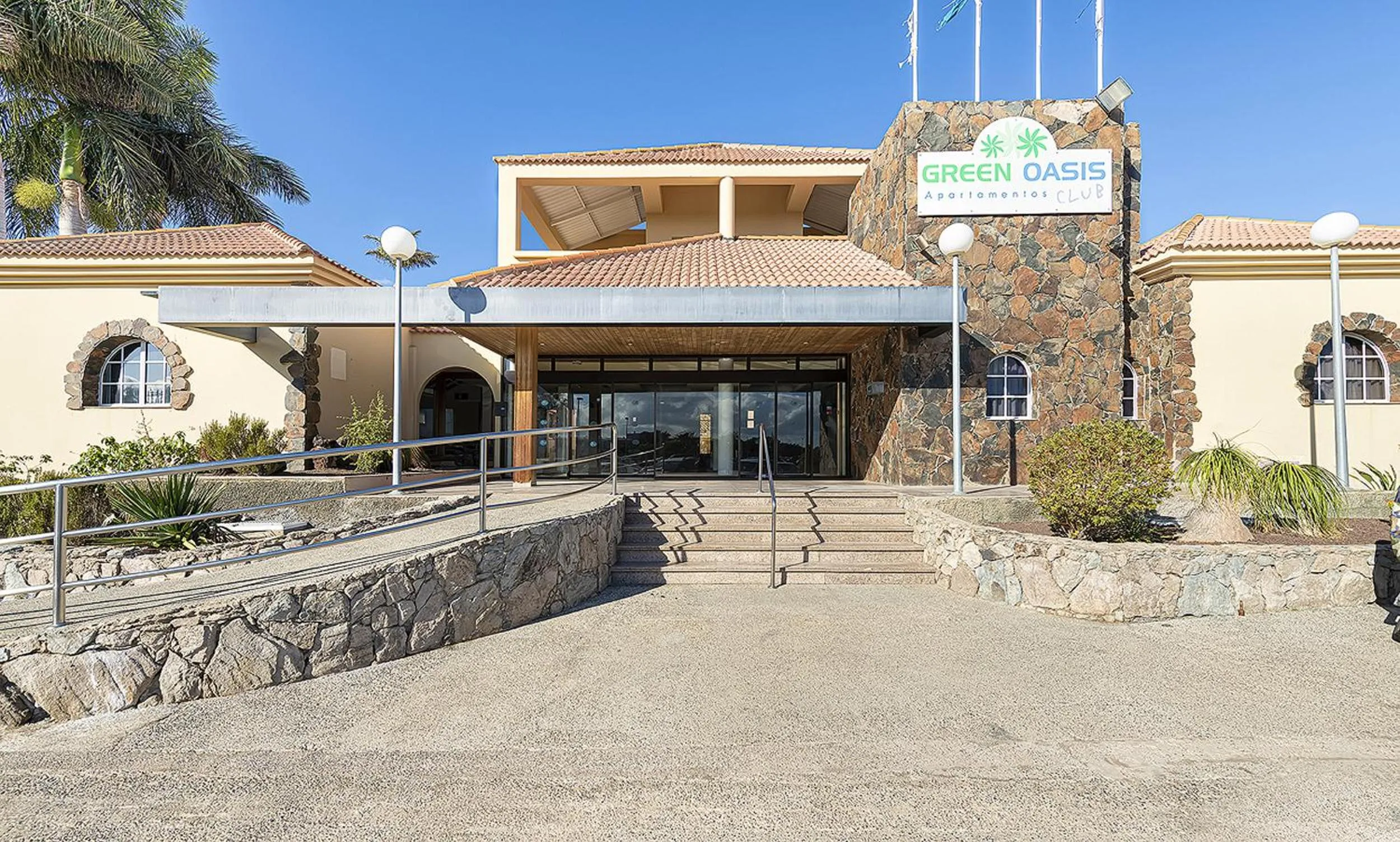 Facade/entrance in Villetta Green oasis club