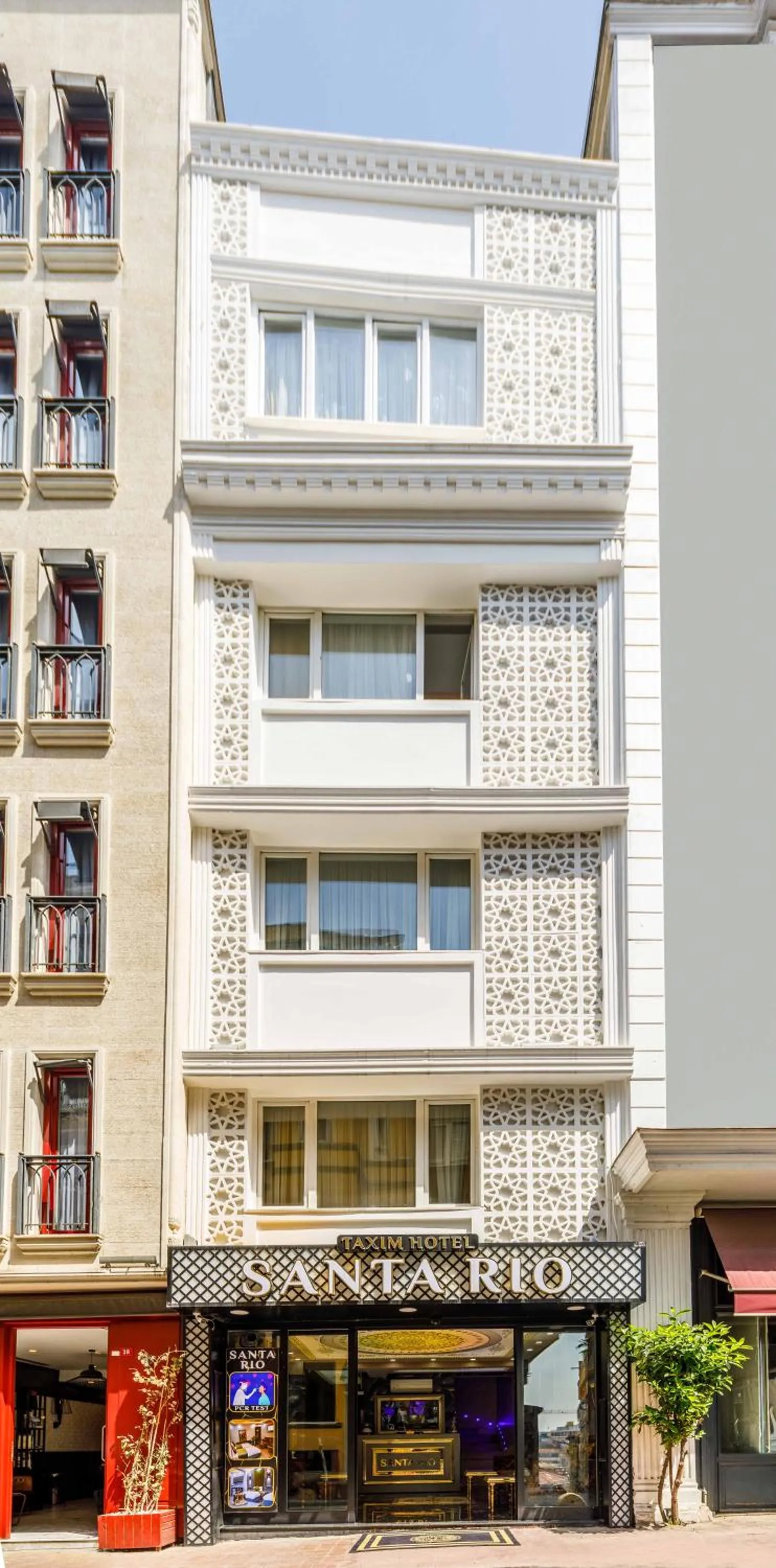 Property building in Santa Rio Taxim