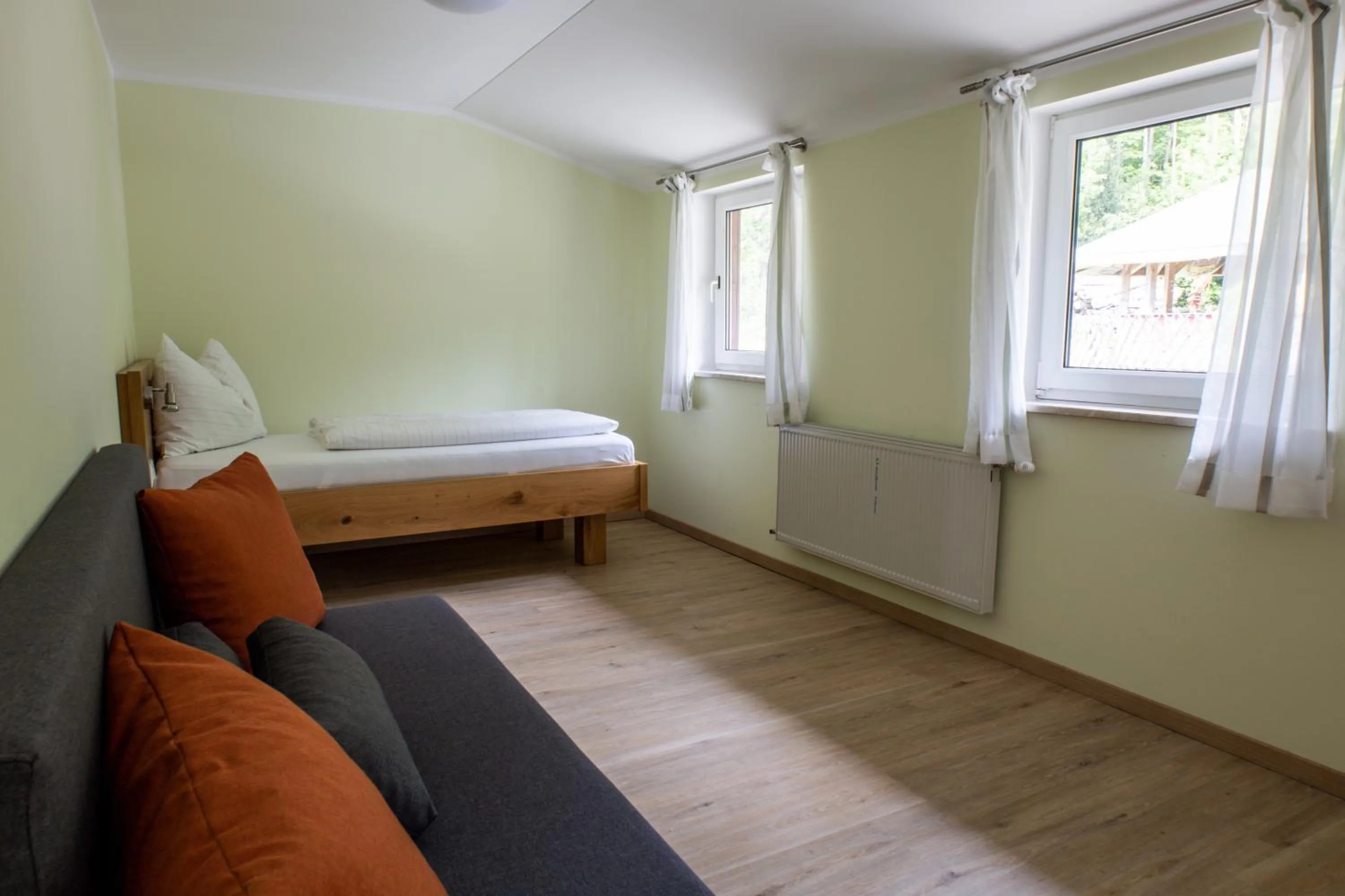 Bed in Gasthof Dreiländereck