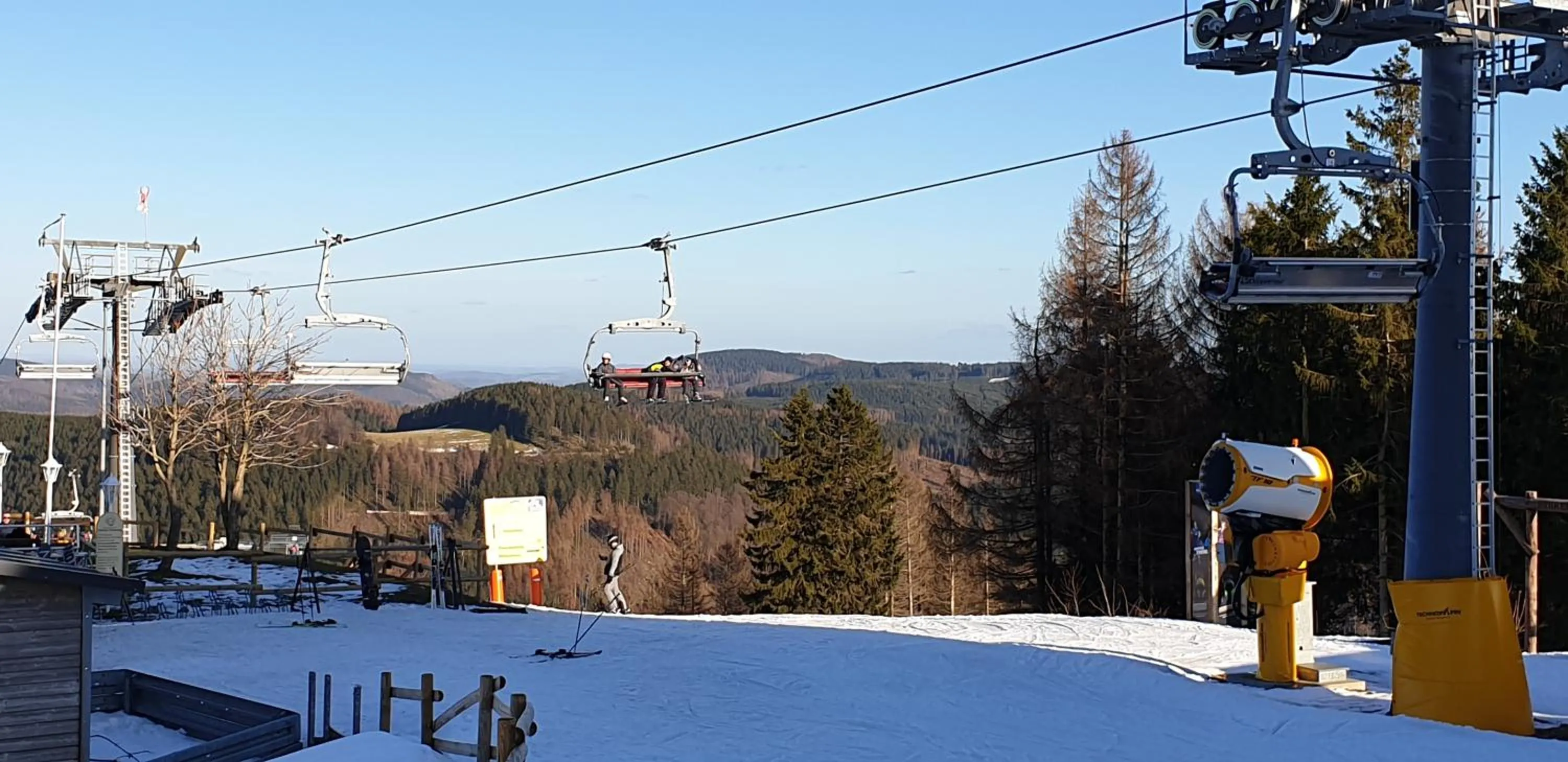 Skiing in Pension Sauerland