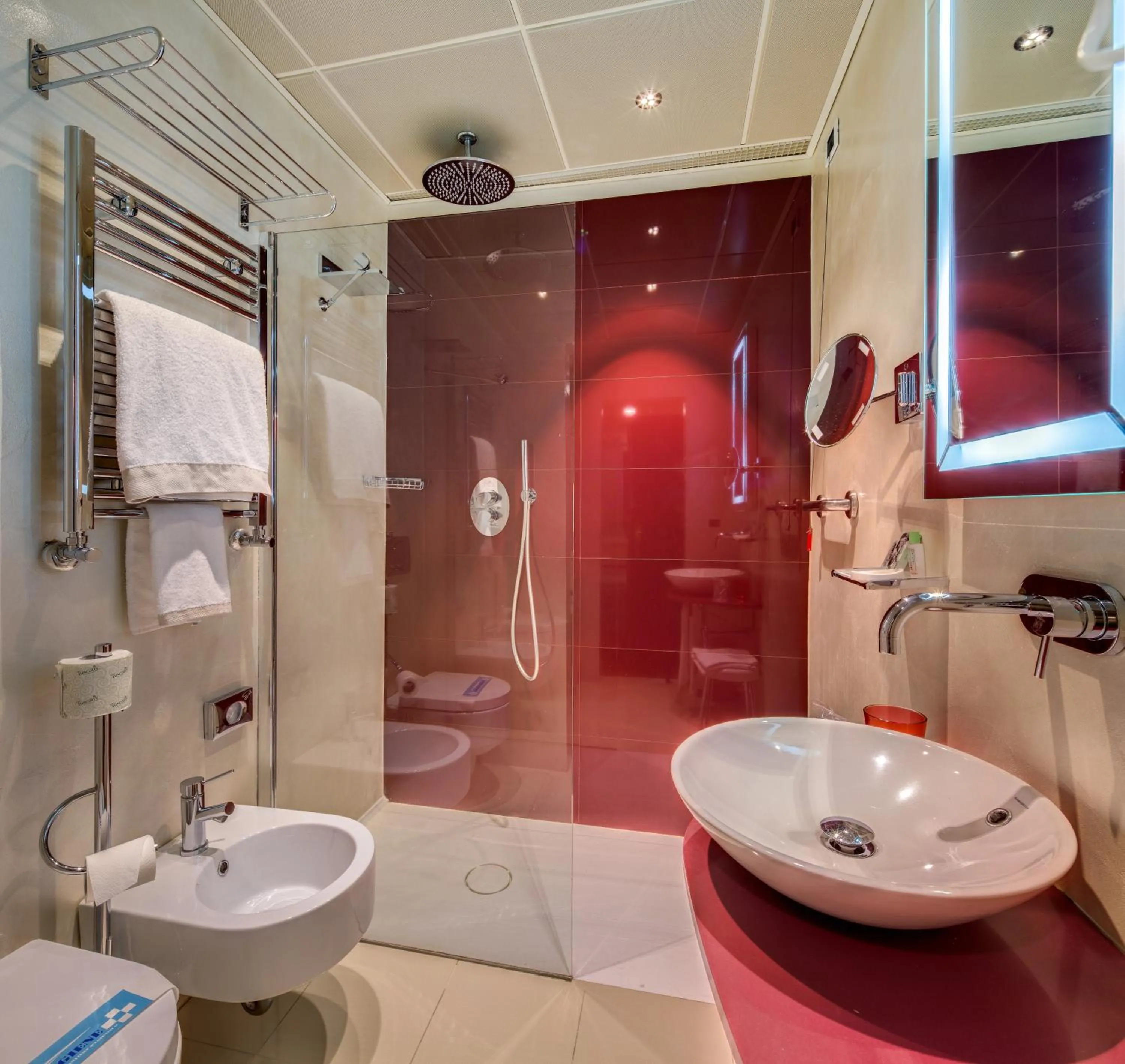 Bathroom in c-hotels Rubens