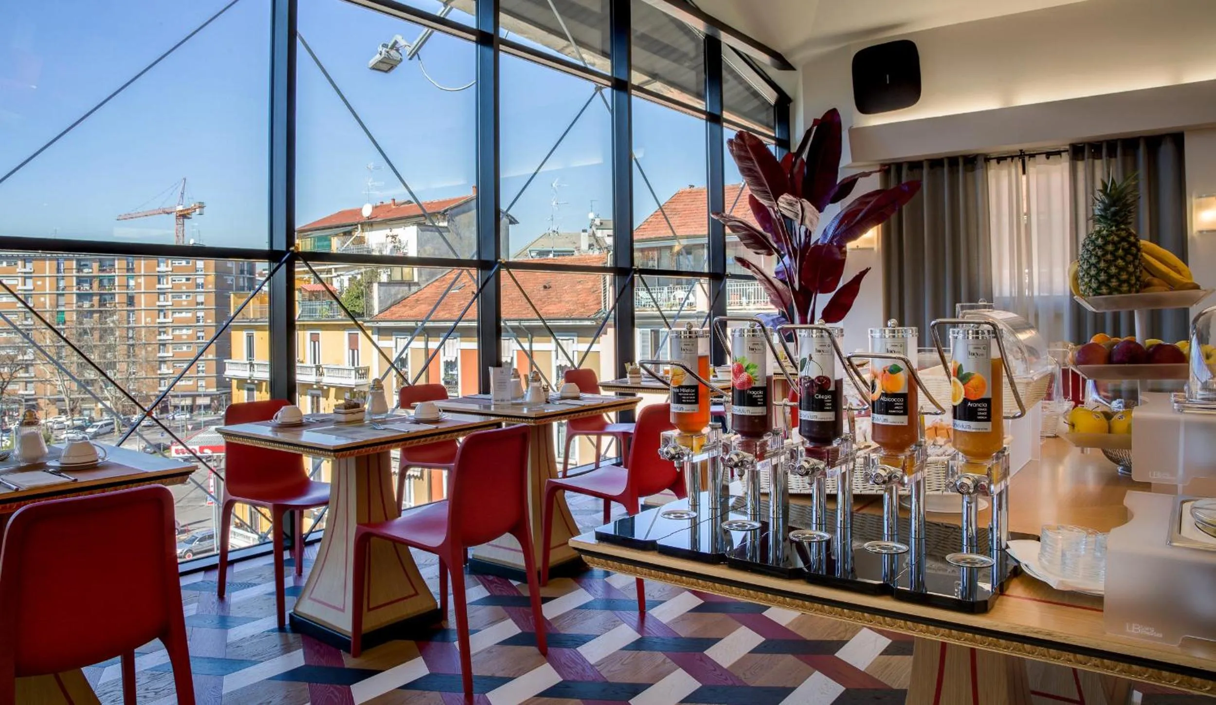 Restaurant/places to eat in c-hotels Rubens