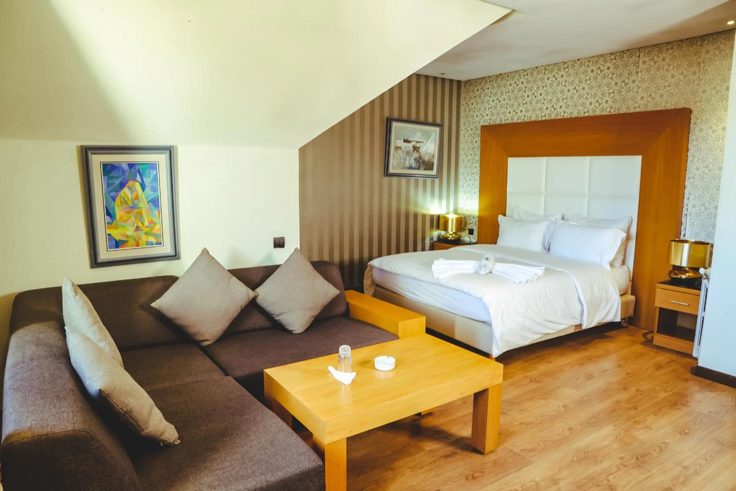 Bedroom, Bed in Hotel Perce Neige