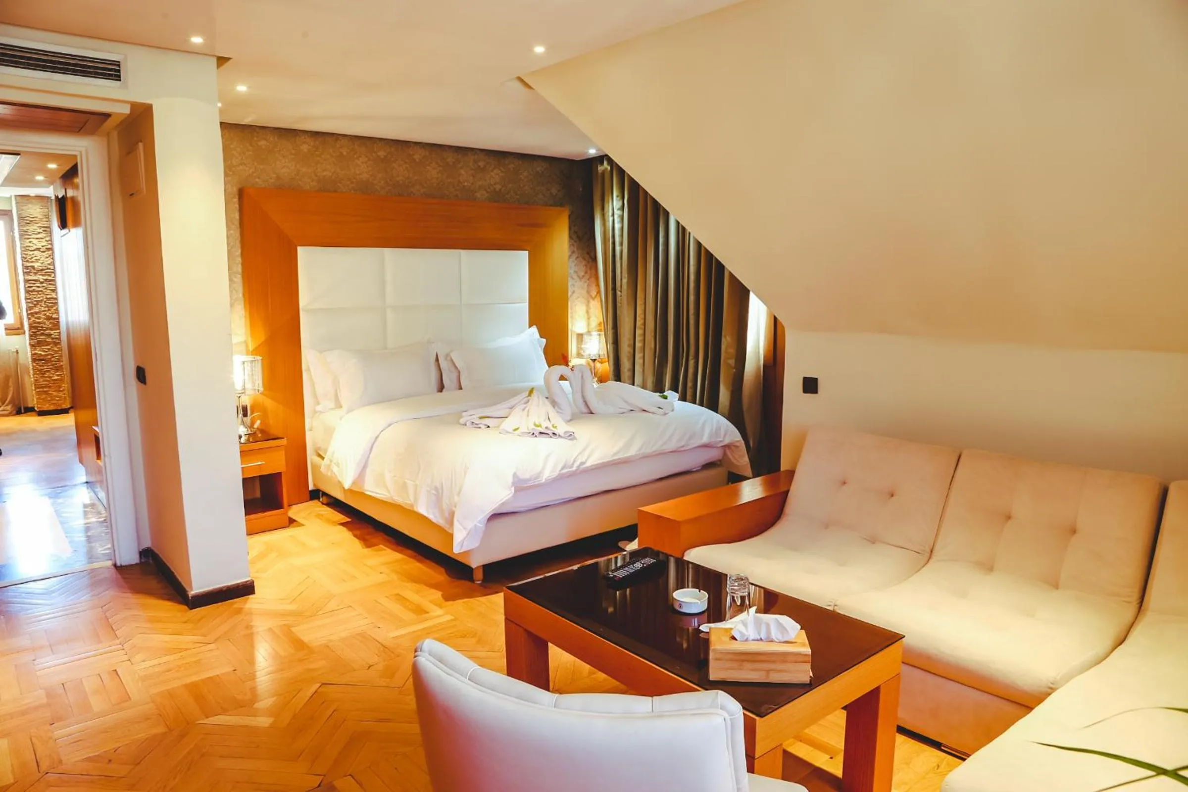 Bed in Hotel Perce Neige