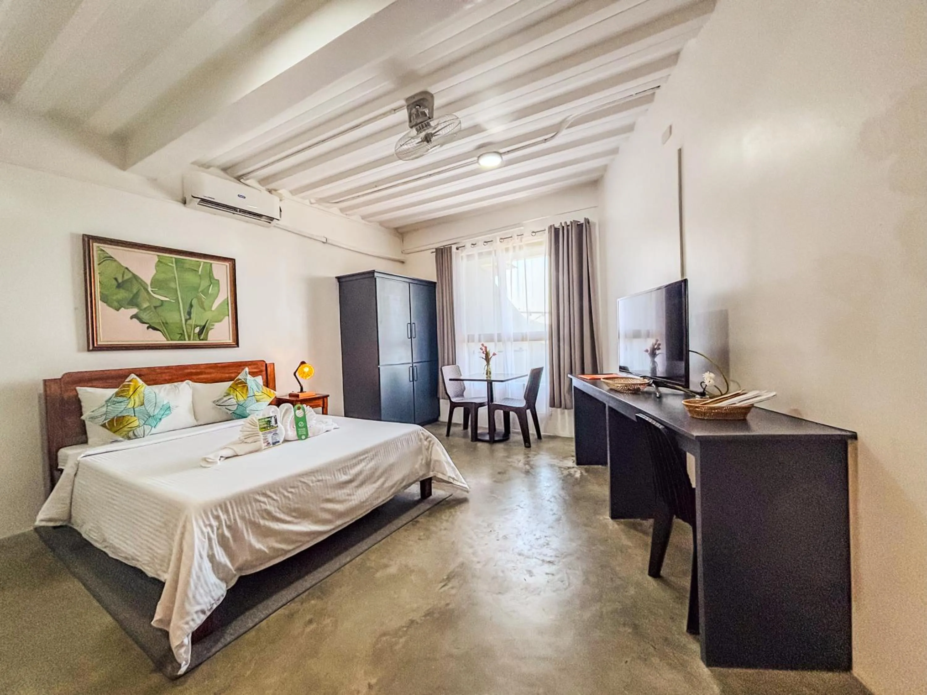 TV and multimedia, Bed in AV Suites