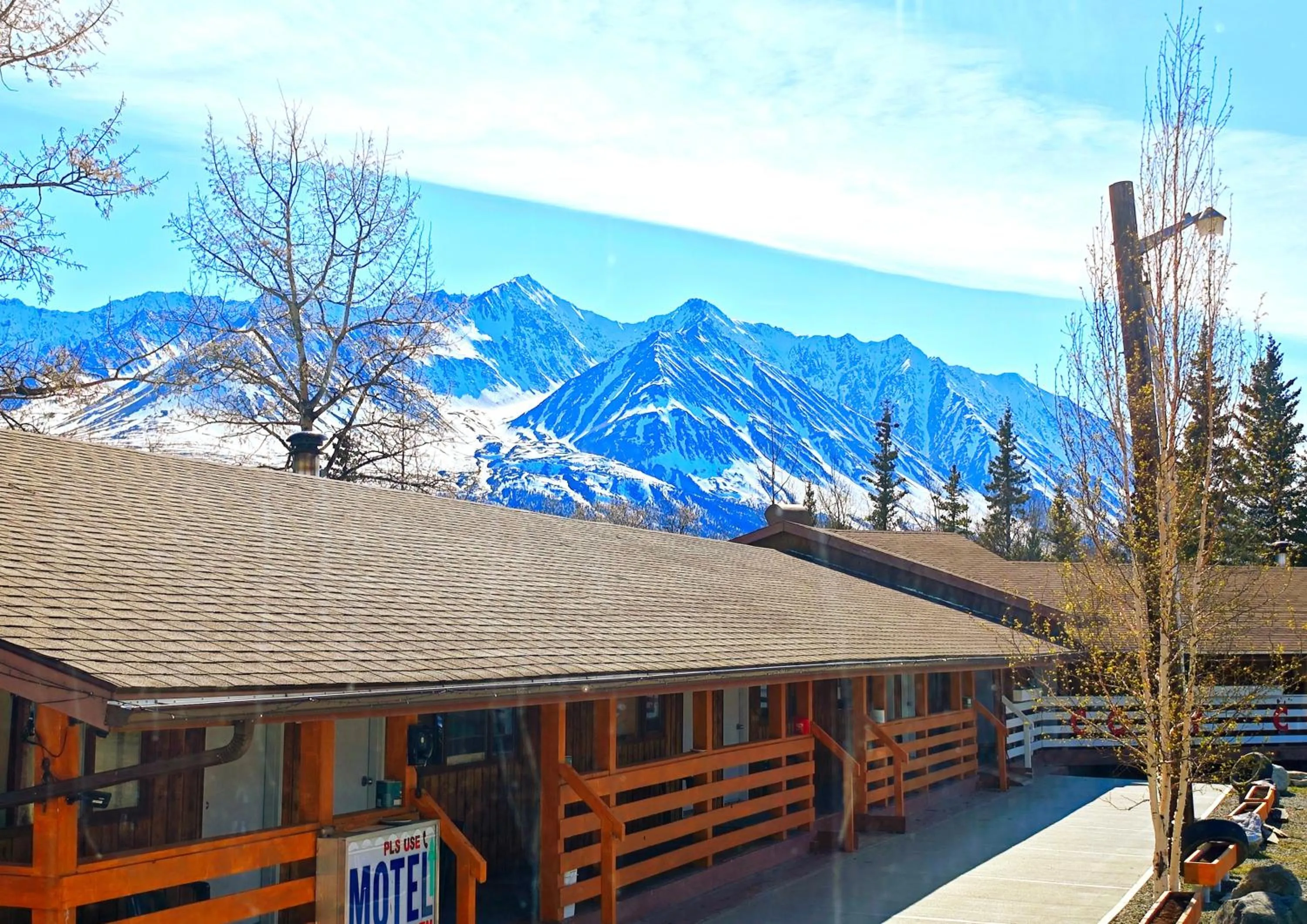 Cozy Corner Motel & Restaurant