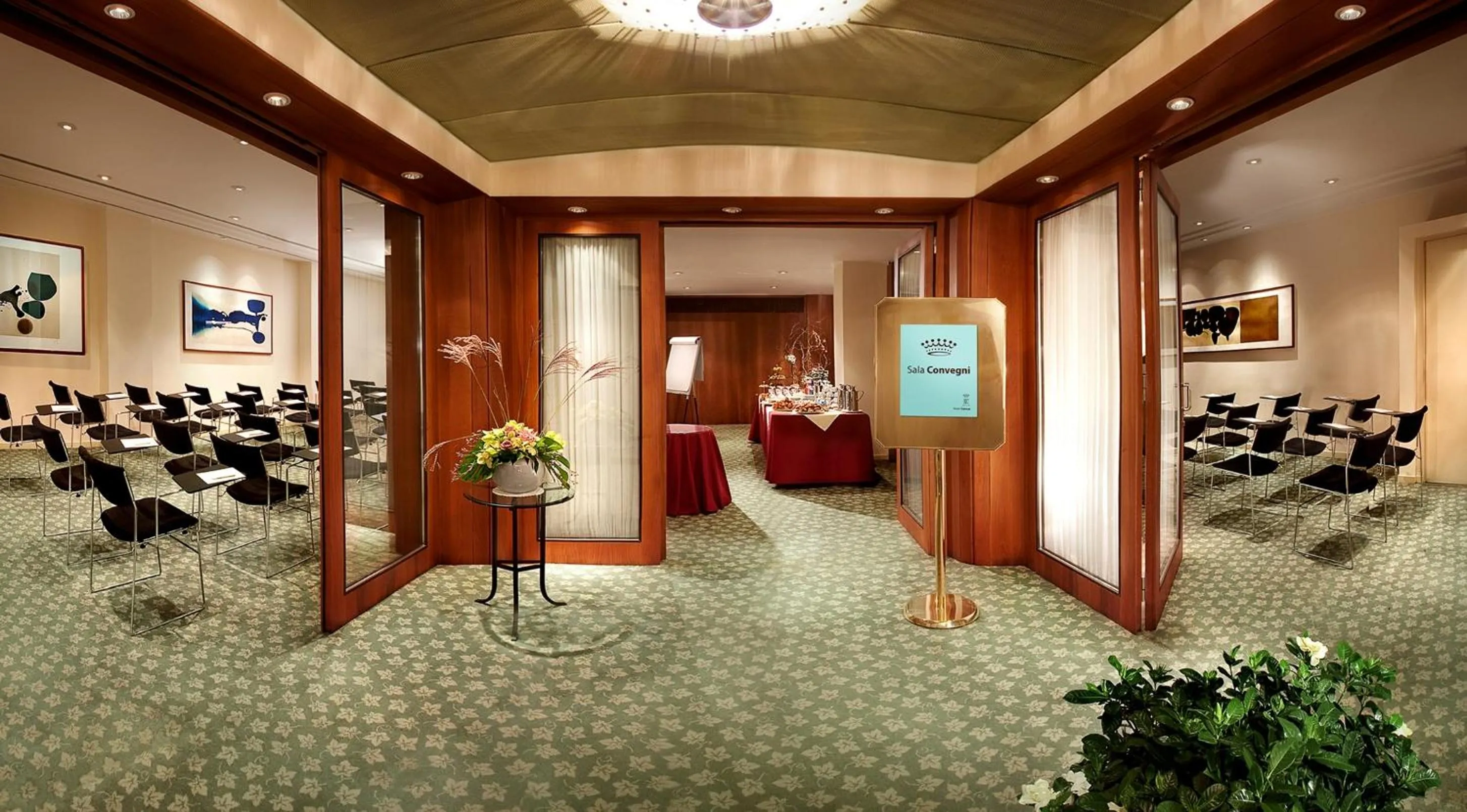 Business facilities in Hotel Cavour