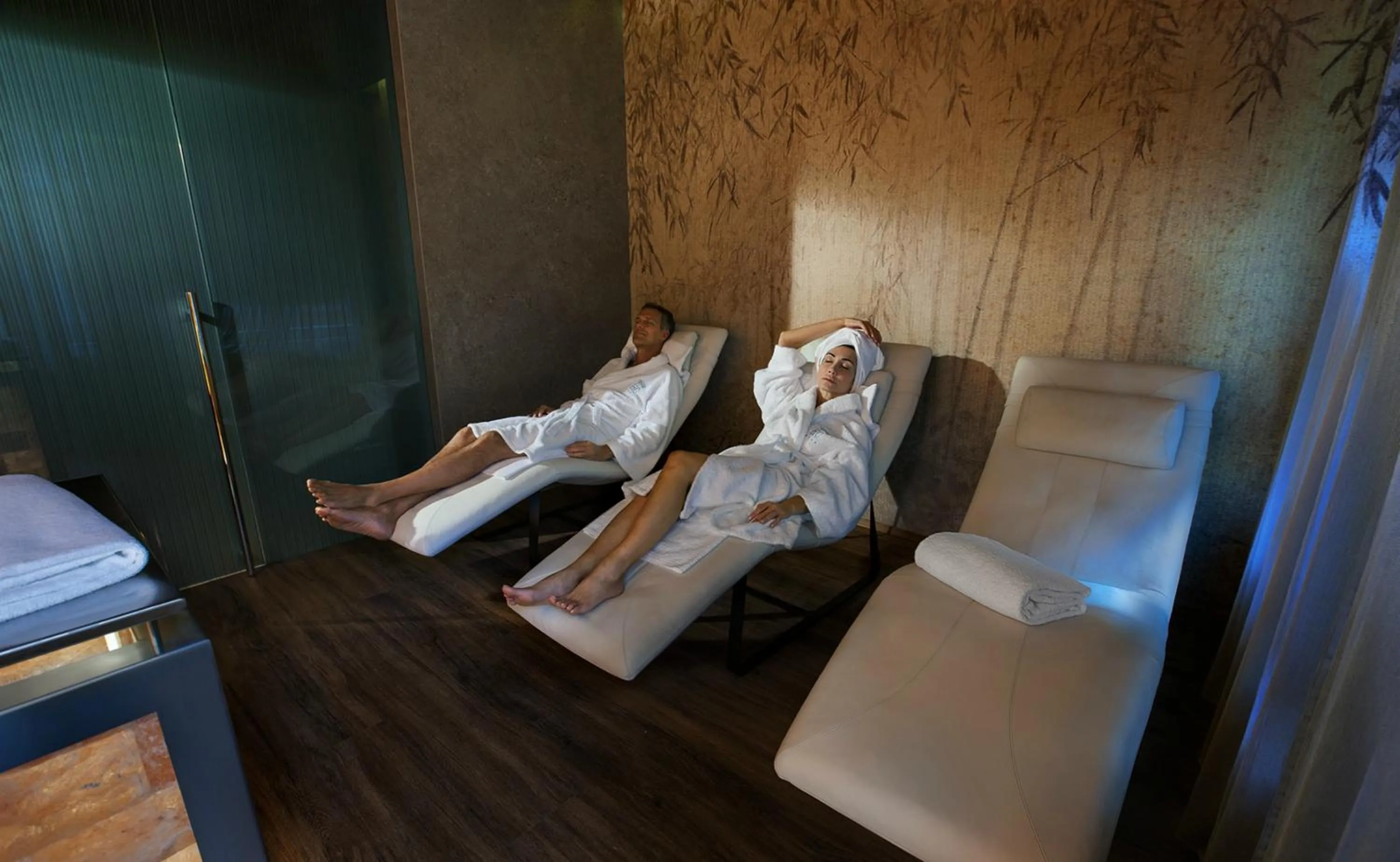 People in Hotel Cavour