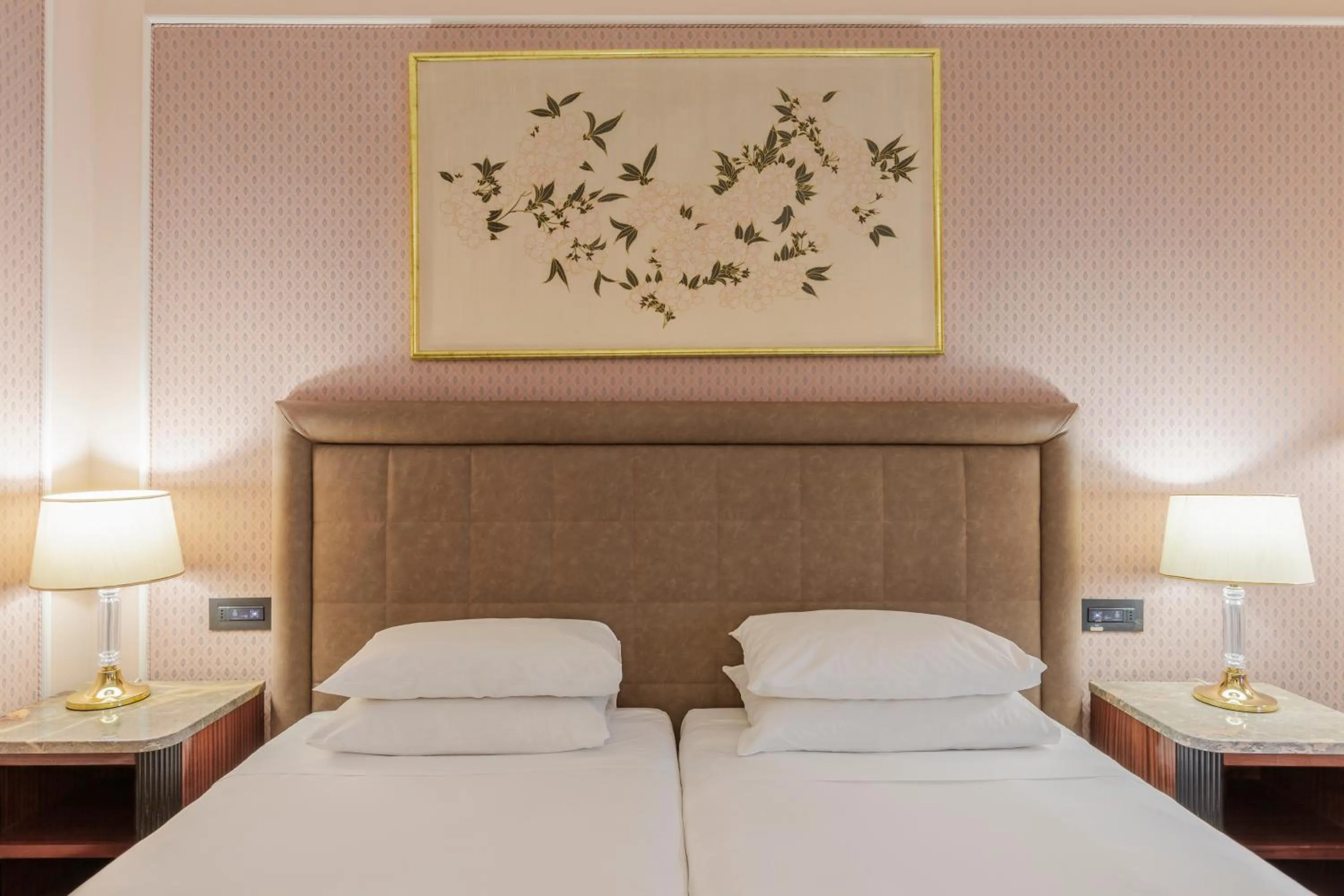 Bedroom, Bed in Doria Grand Hotel