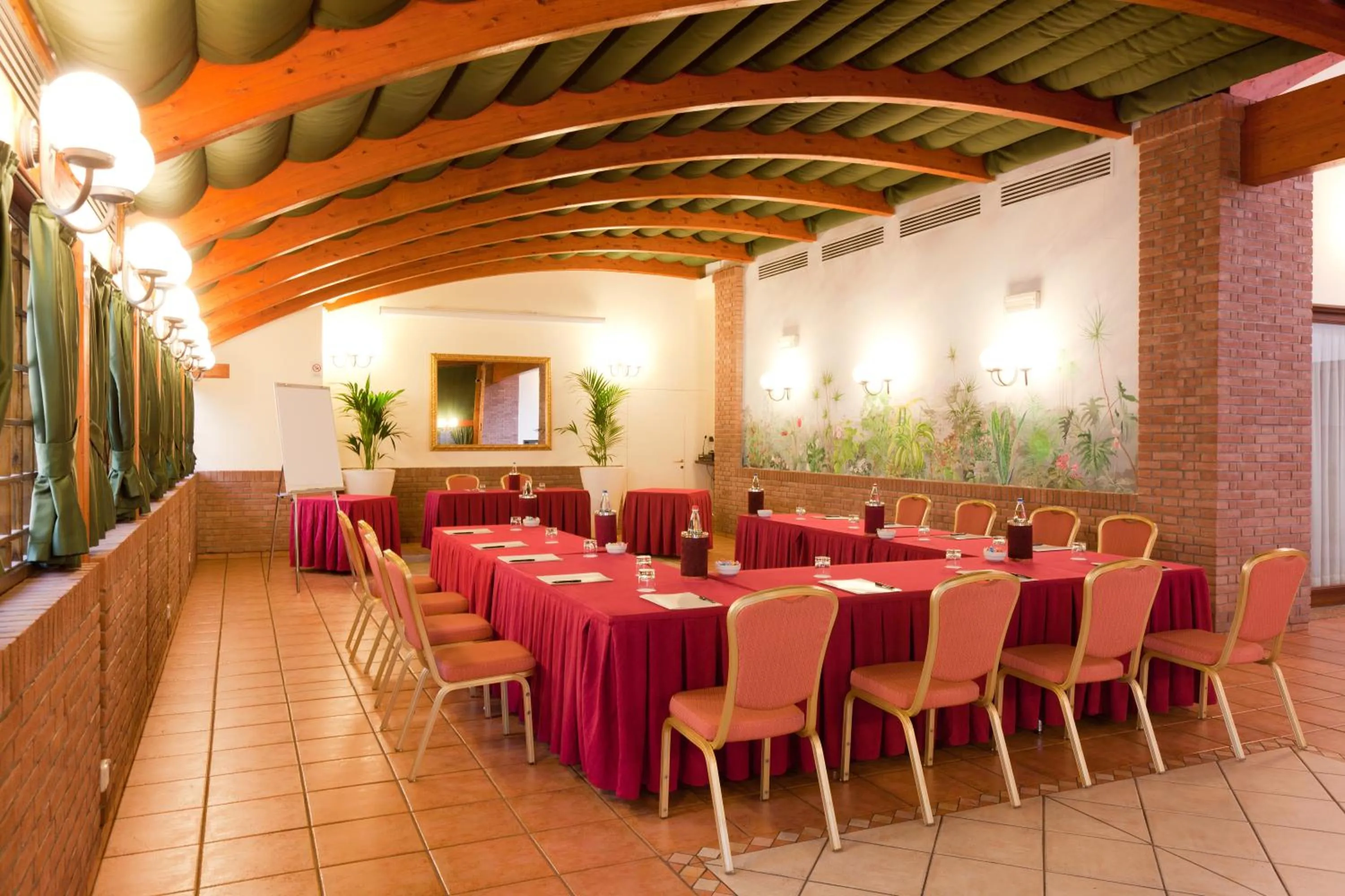 Business facilities in Doria Grand Hotel