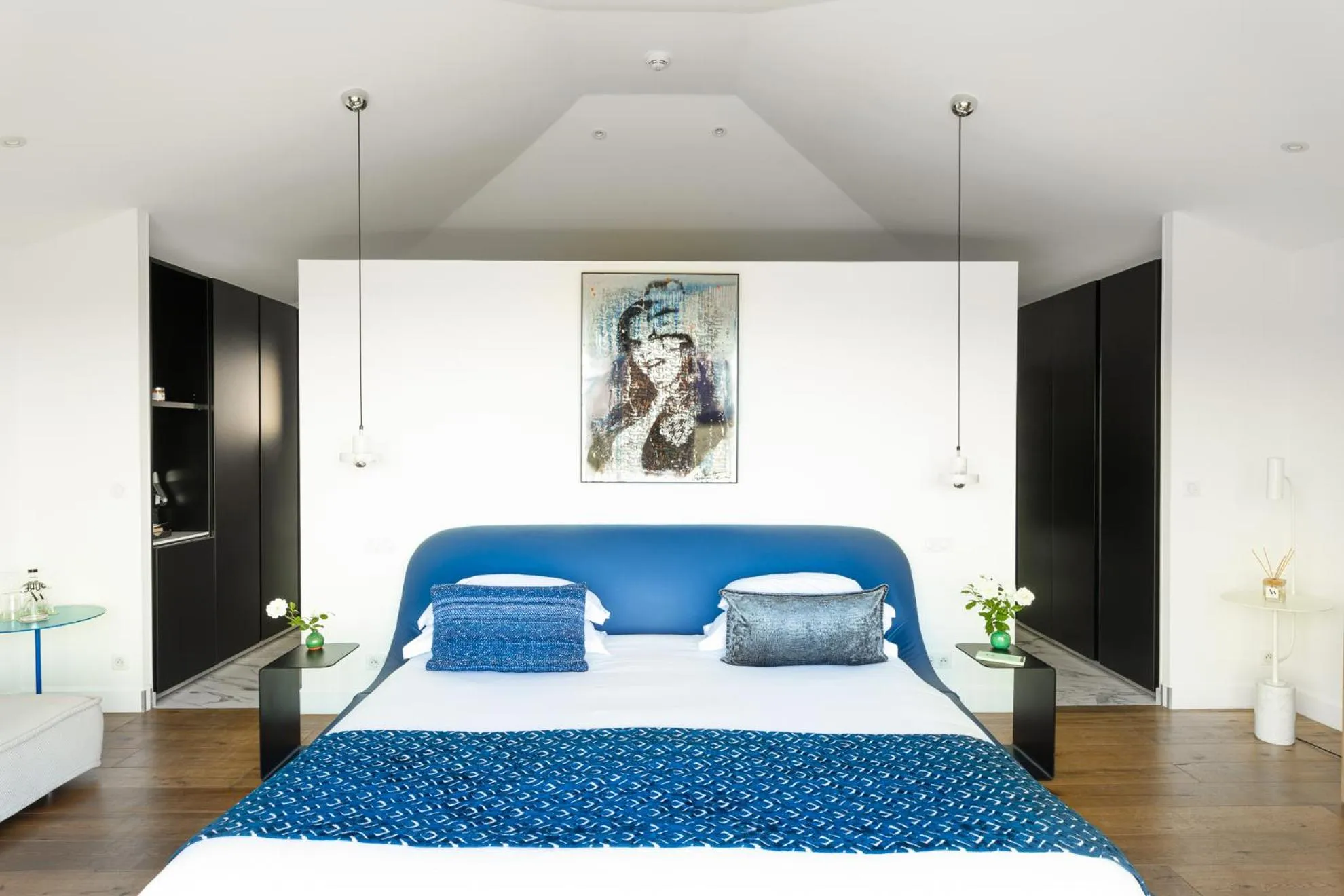 Night, Bed in Hôtel Version Maquis Santa Manza