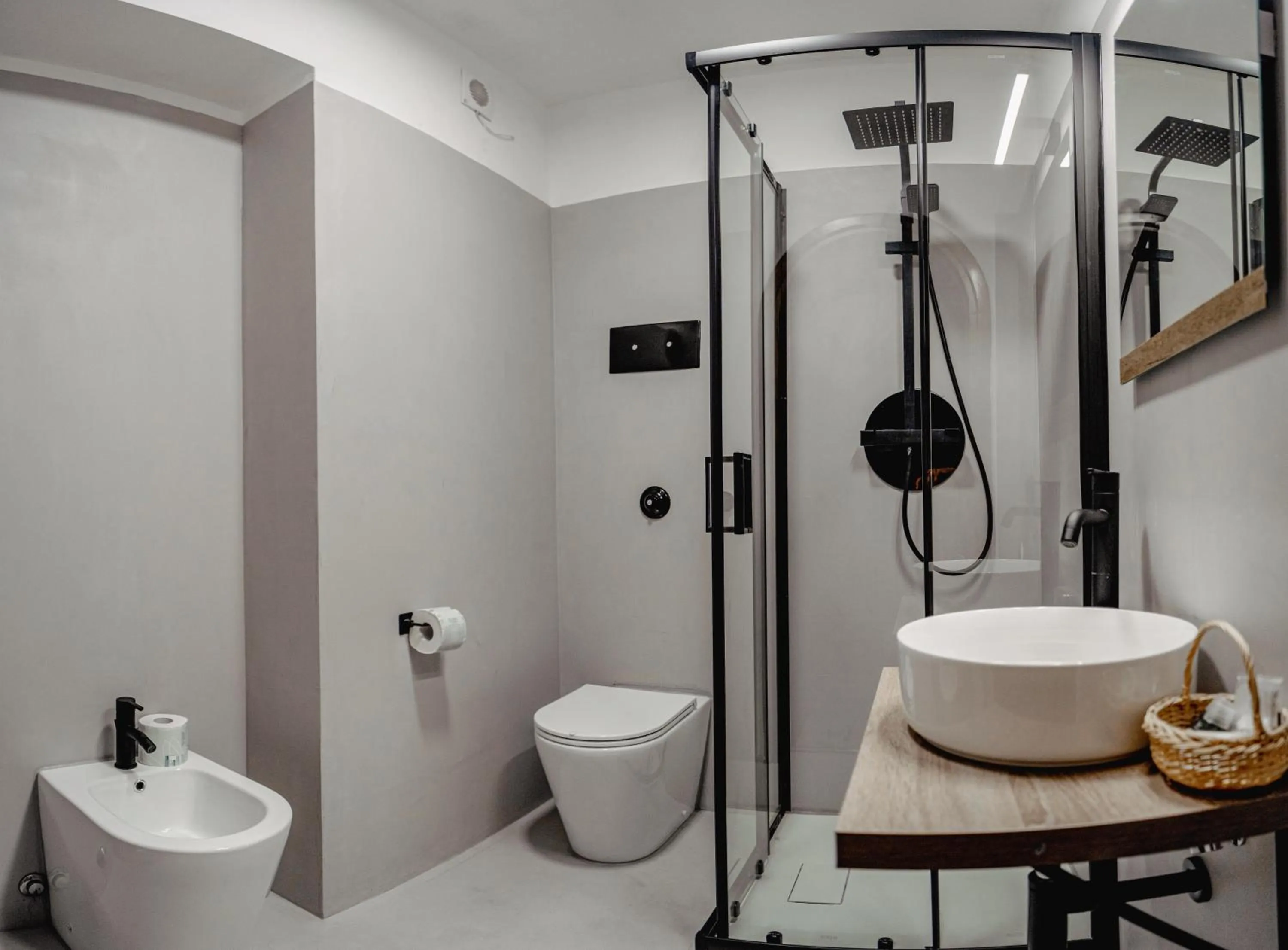 Shower in Hotel Sporting