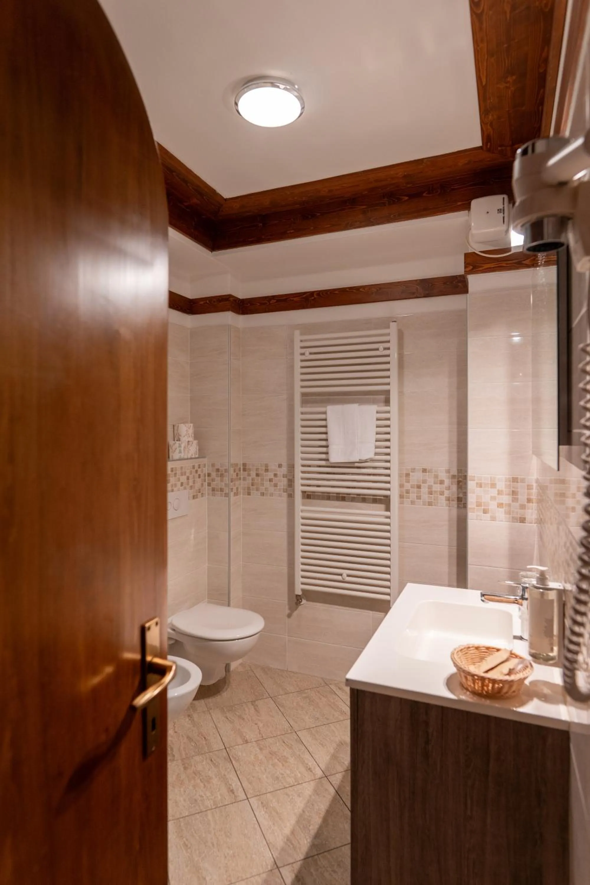 Shower in Hotel Sporting