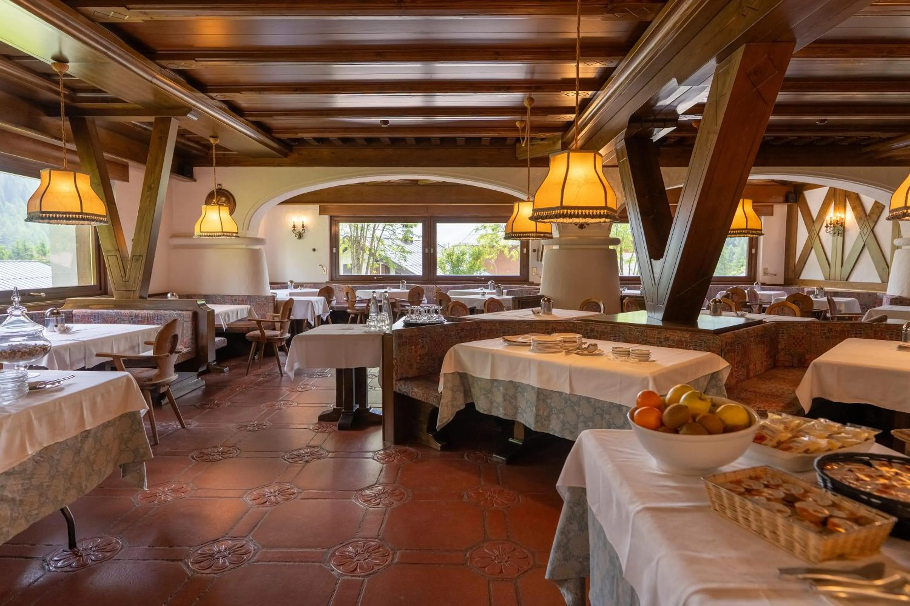 Buffet breakfast in Hotel Sporting