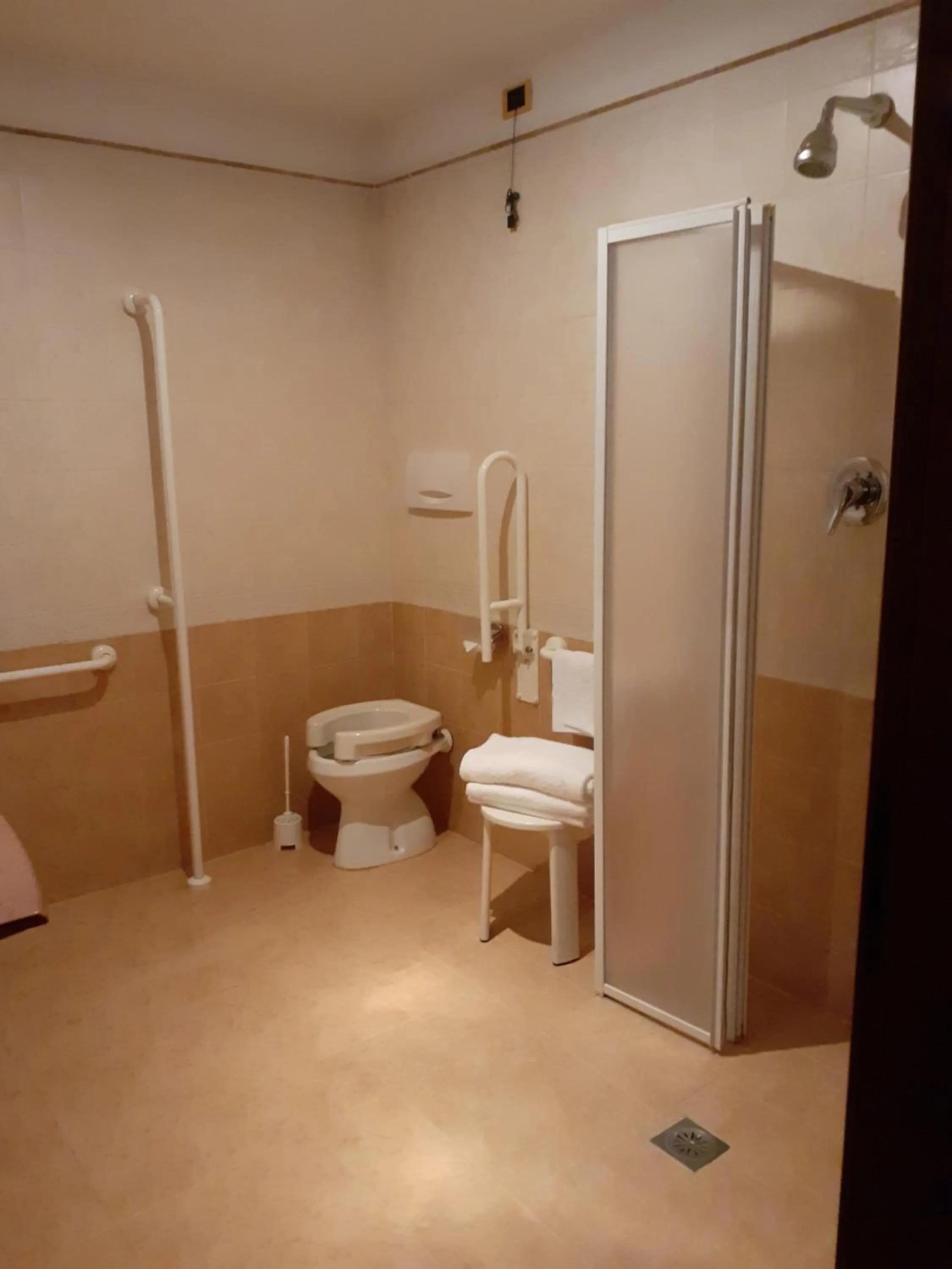 Bathroom in Polo Hotel