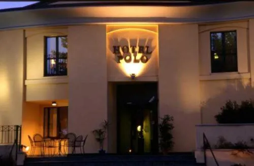 Facade/entrance in Polo Hotel