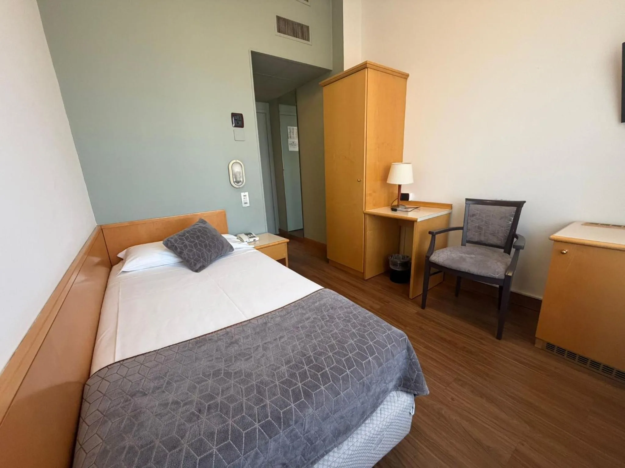 Bed in Mokinba Hotels Sant'Ambroeus