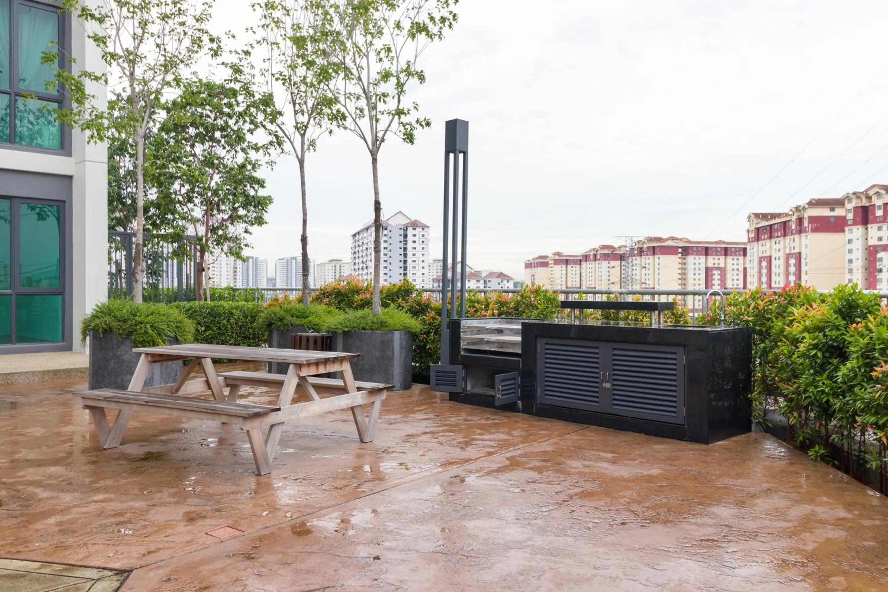 Area and facilities in Greenfield Residence Bandar Sunway by Airhost