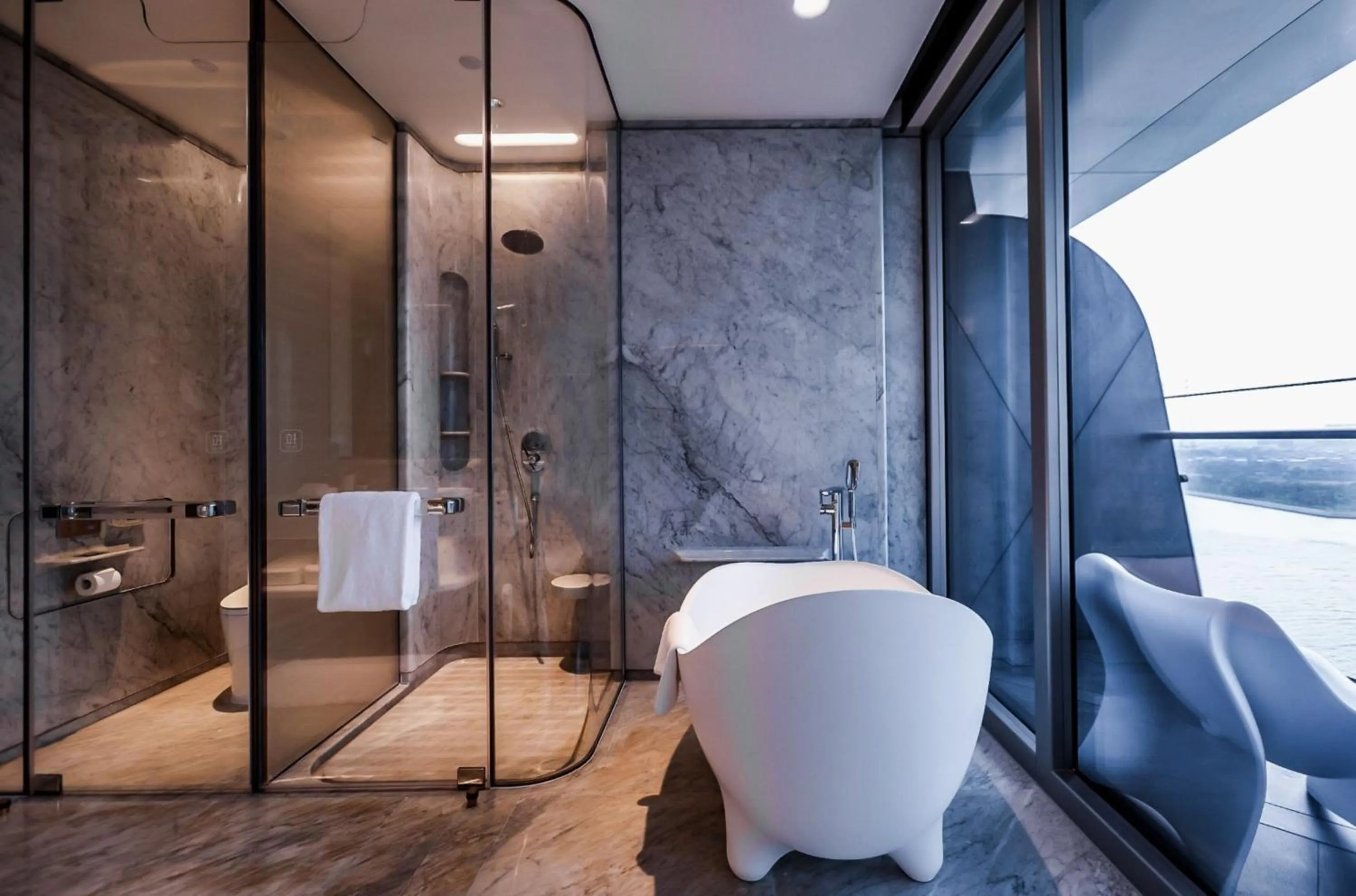 Bathroom in Vignette Collection The Xanadu Guangzhou, an IHG Hotel