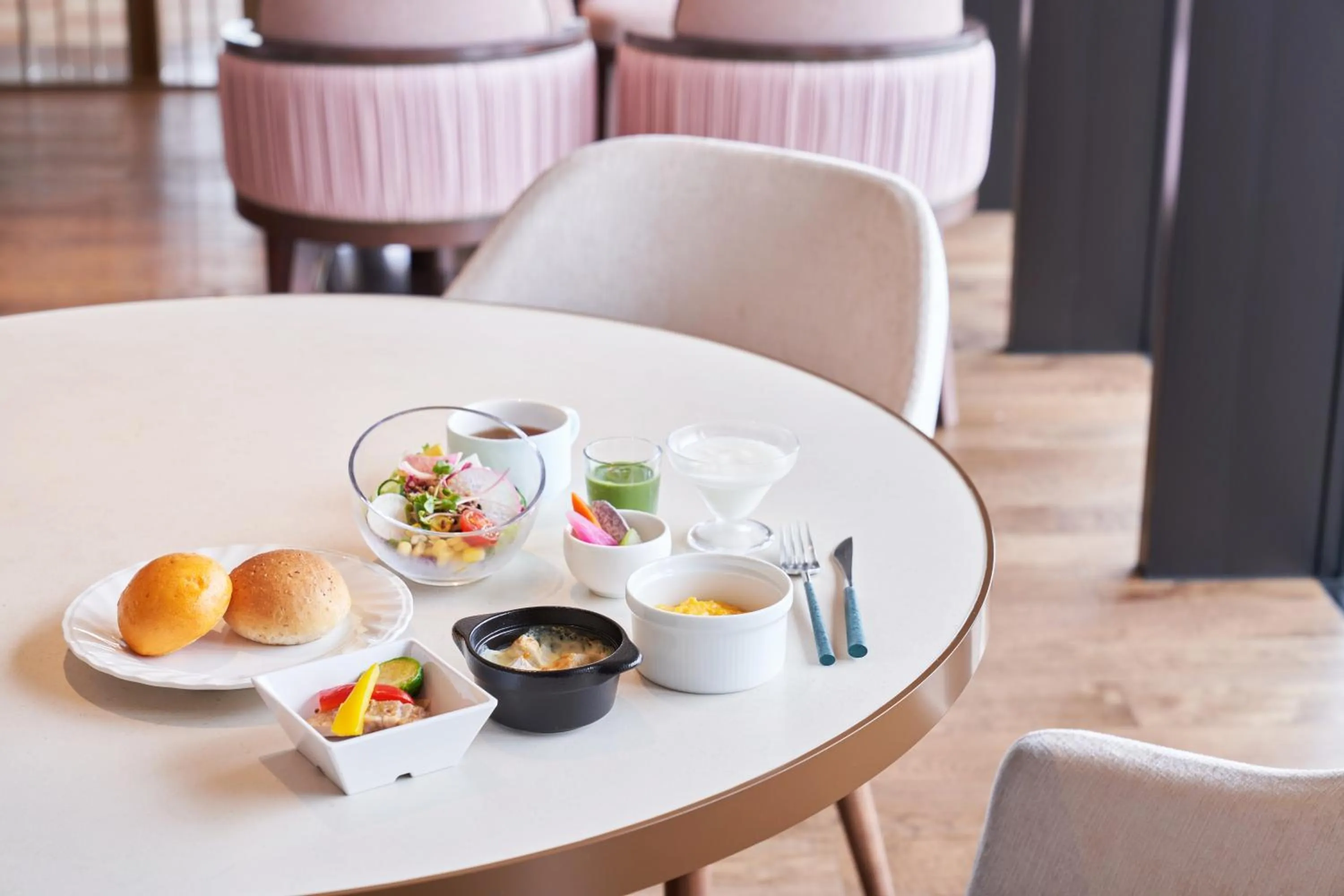 Lounge or bar in Okinawa Prince Hotel Ocean View Ginowan