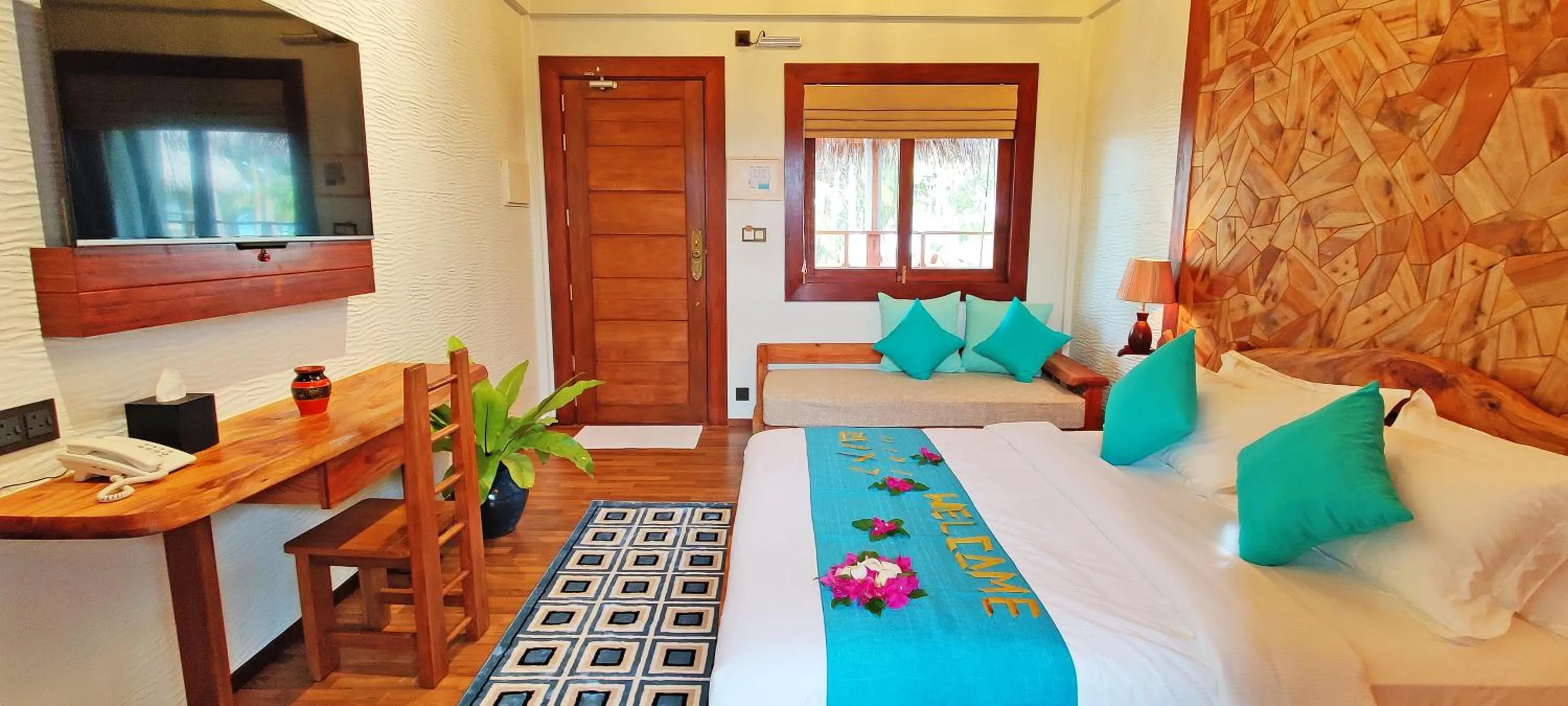 Photo of the whole room in Island Luxury Boutique Hotel - Fulhadhoo