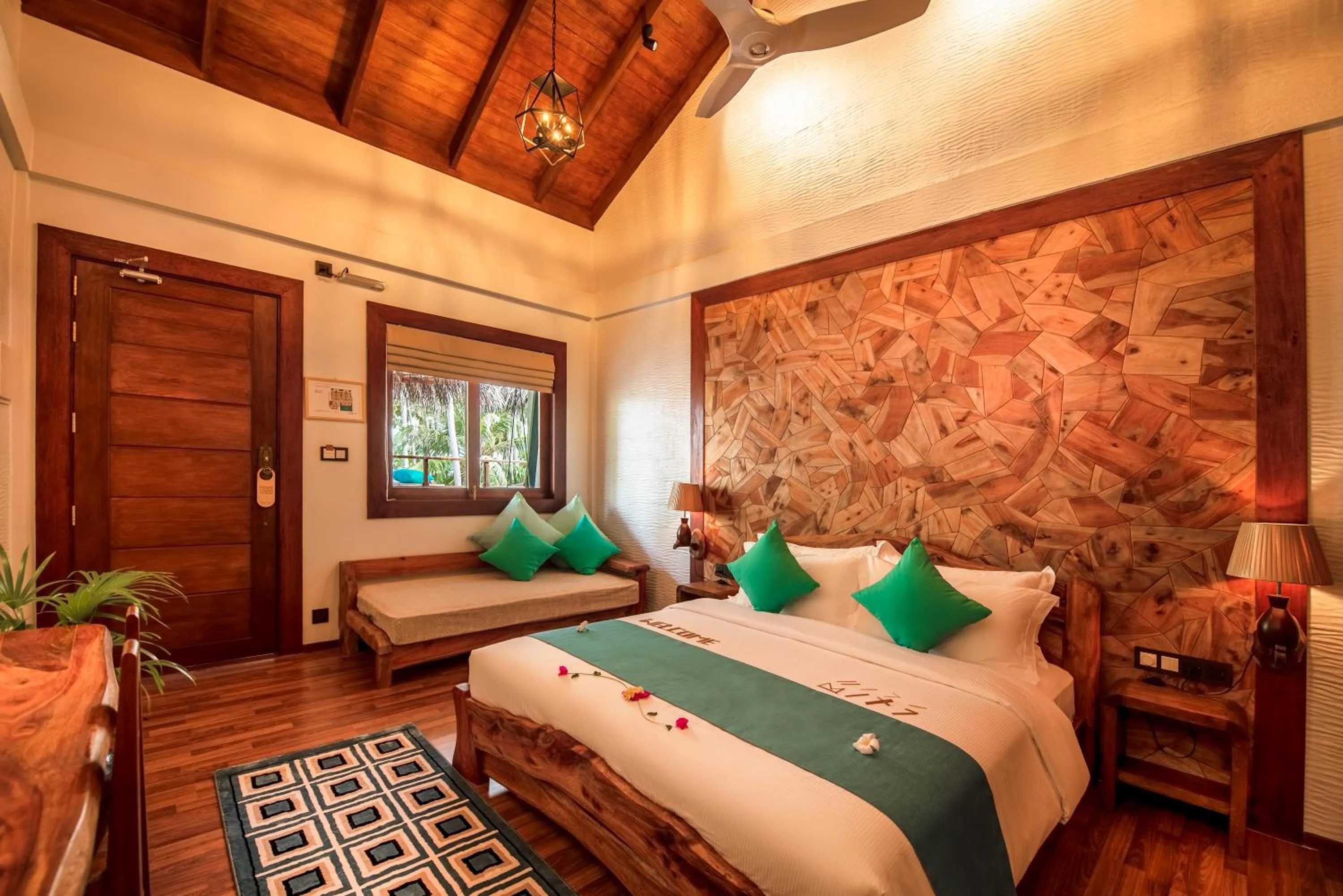 Bedroom, Bed in Island Luxury Boutique Hotel - Fulhadhoo