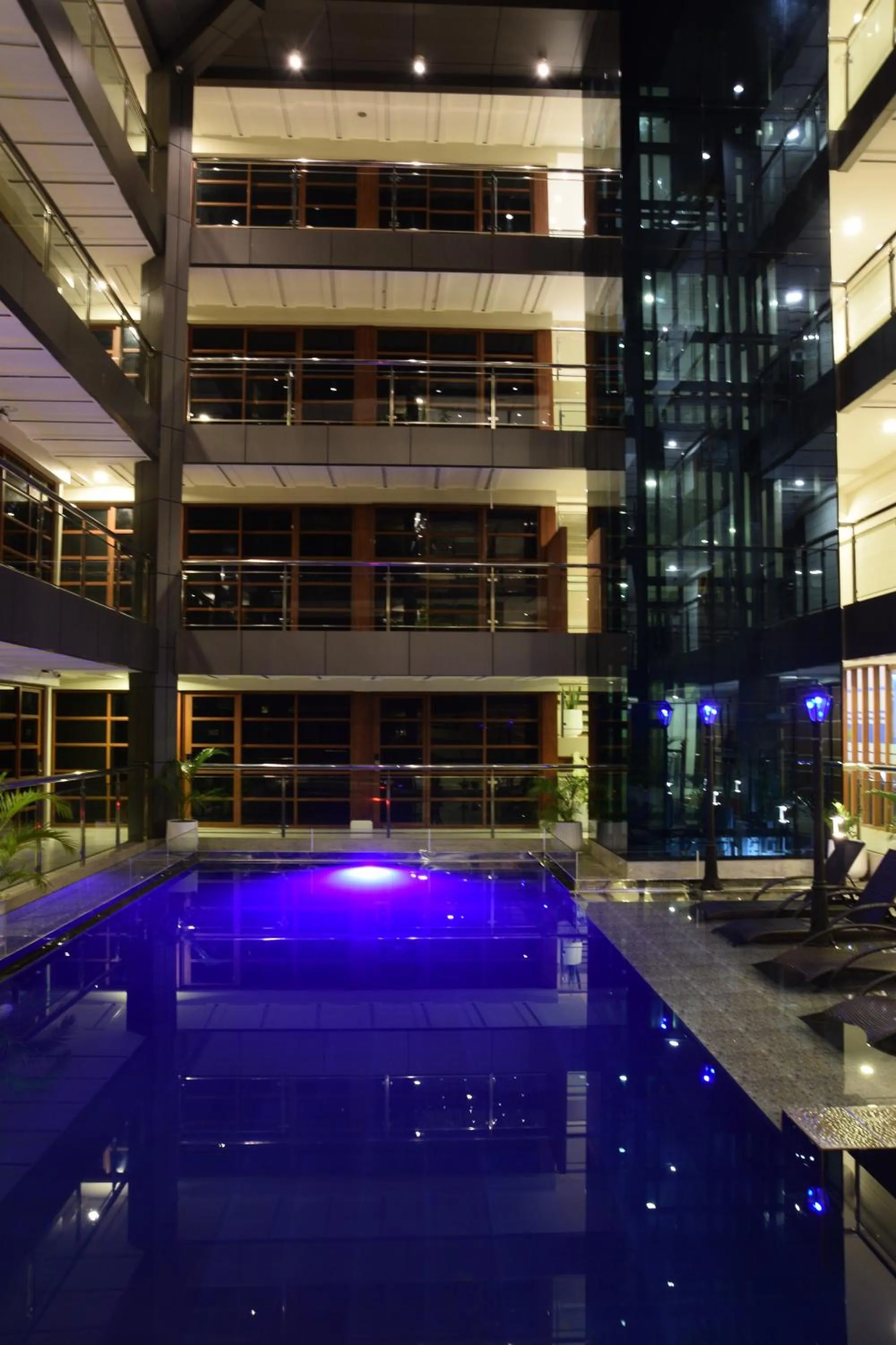 Swimming pool in Panglao Alona Suites