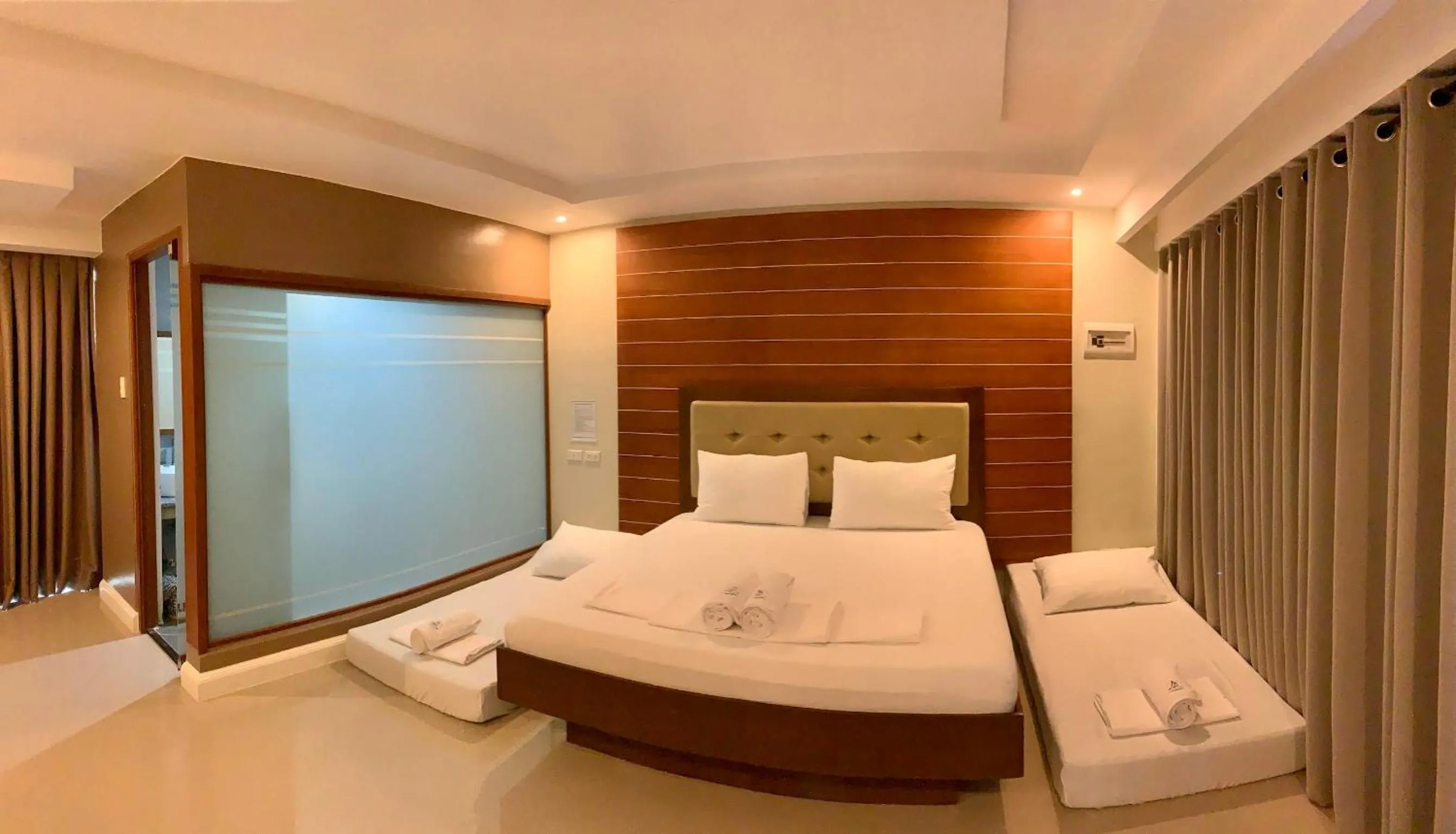 Bed in Panglao Alona Suites