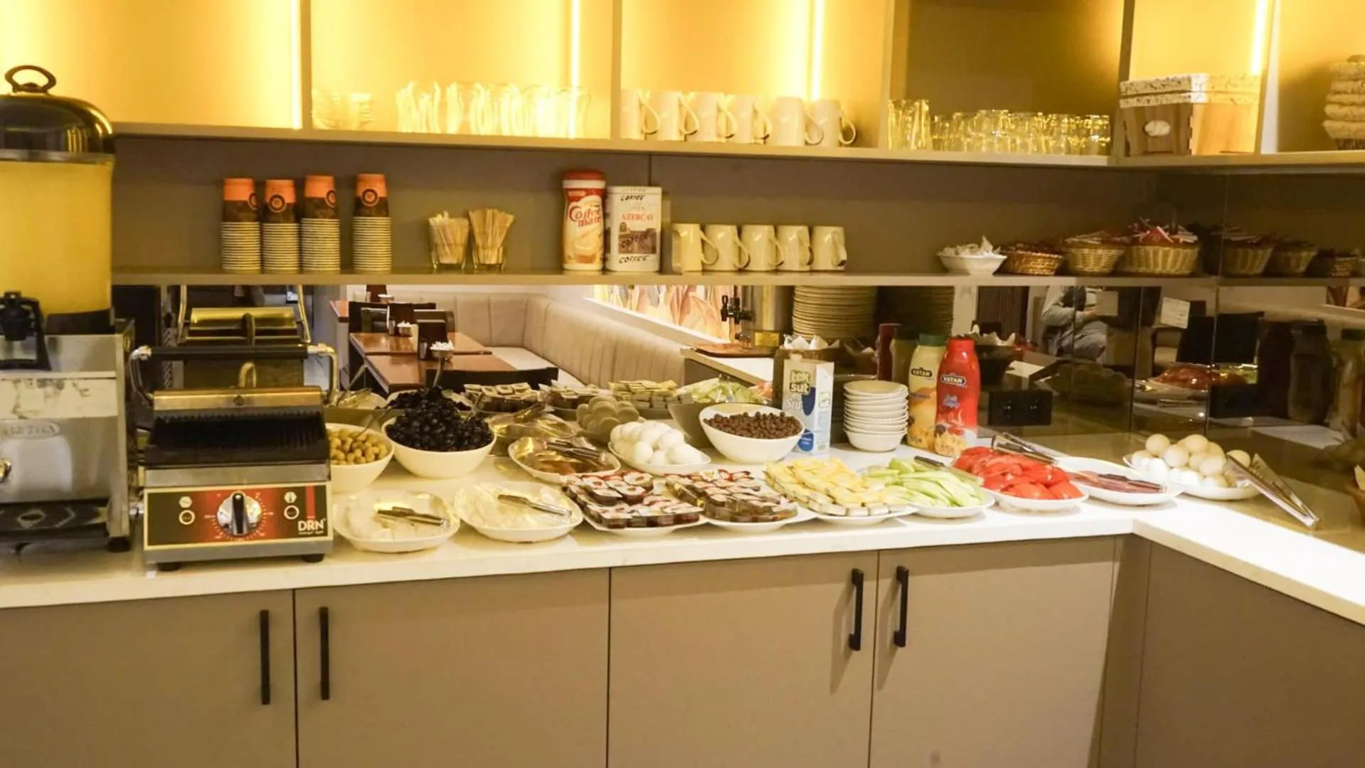 Buffet breakfast in Miss City Hotel Taksim