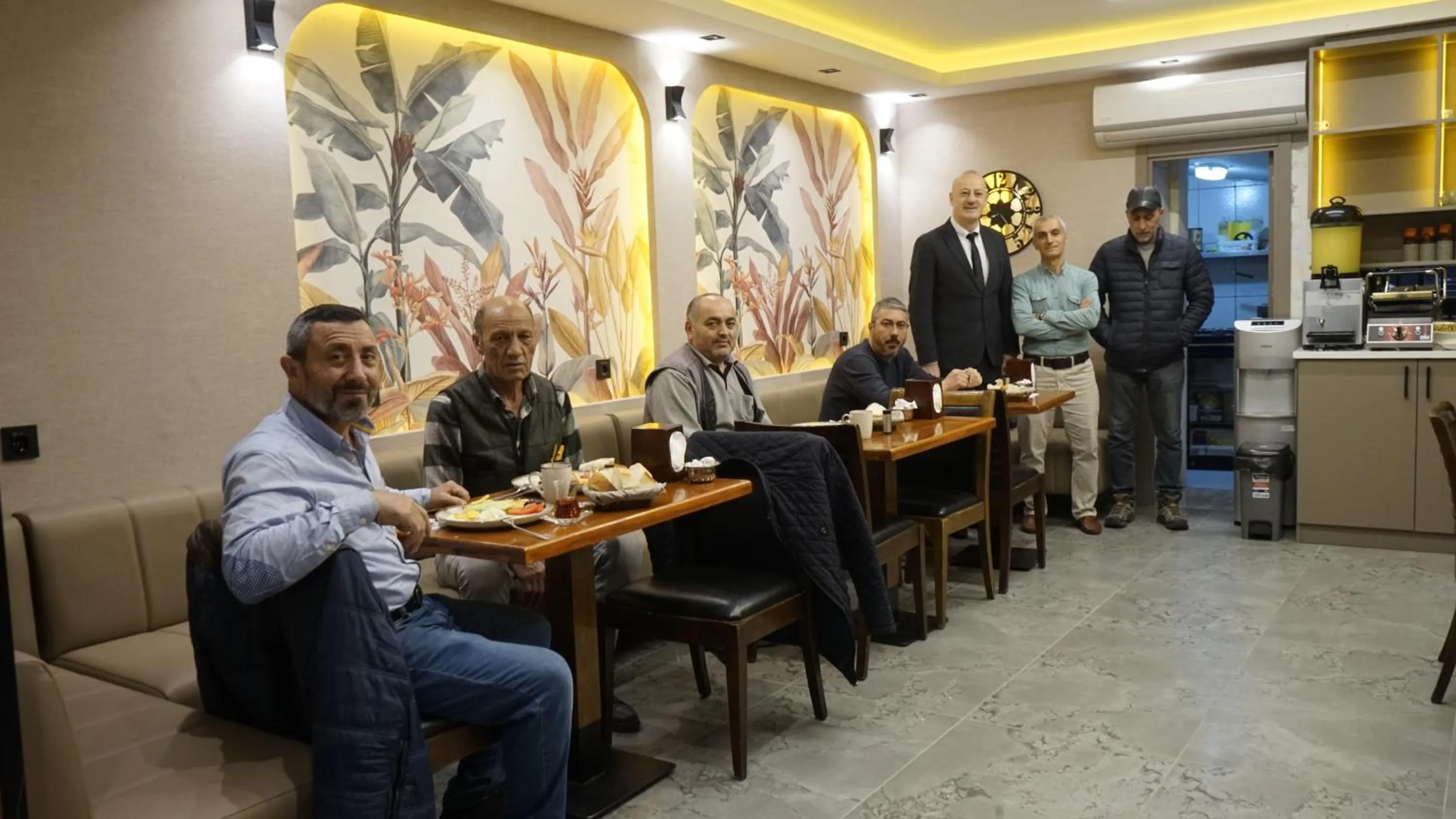 Restaurant/places to eat in Miss City Hotel Taksim