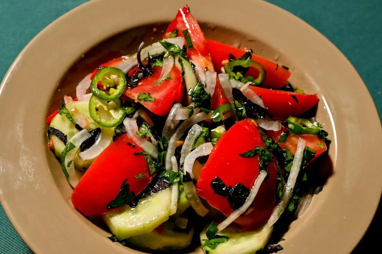 Restaurant/places to eat in Hill Hotel