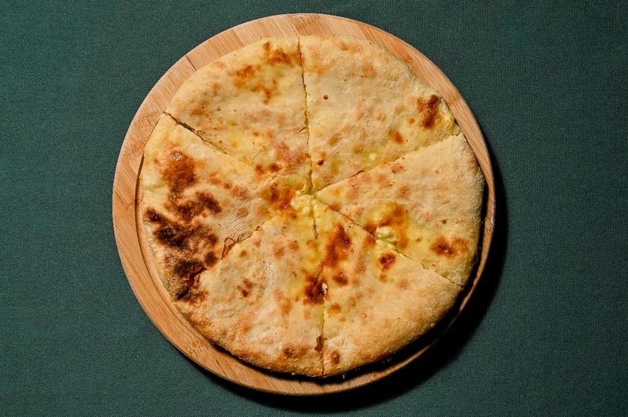 Restaurant/places to eat in Hill Hotel