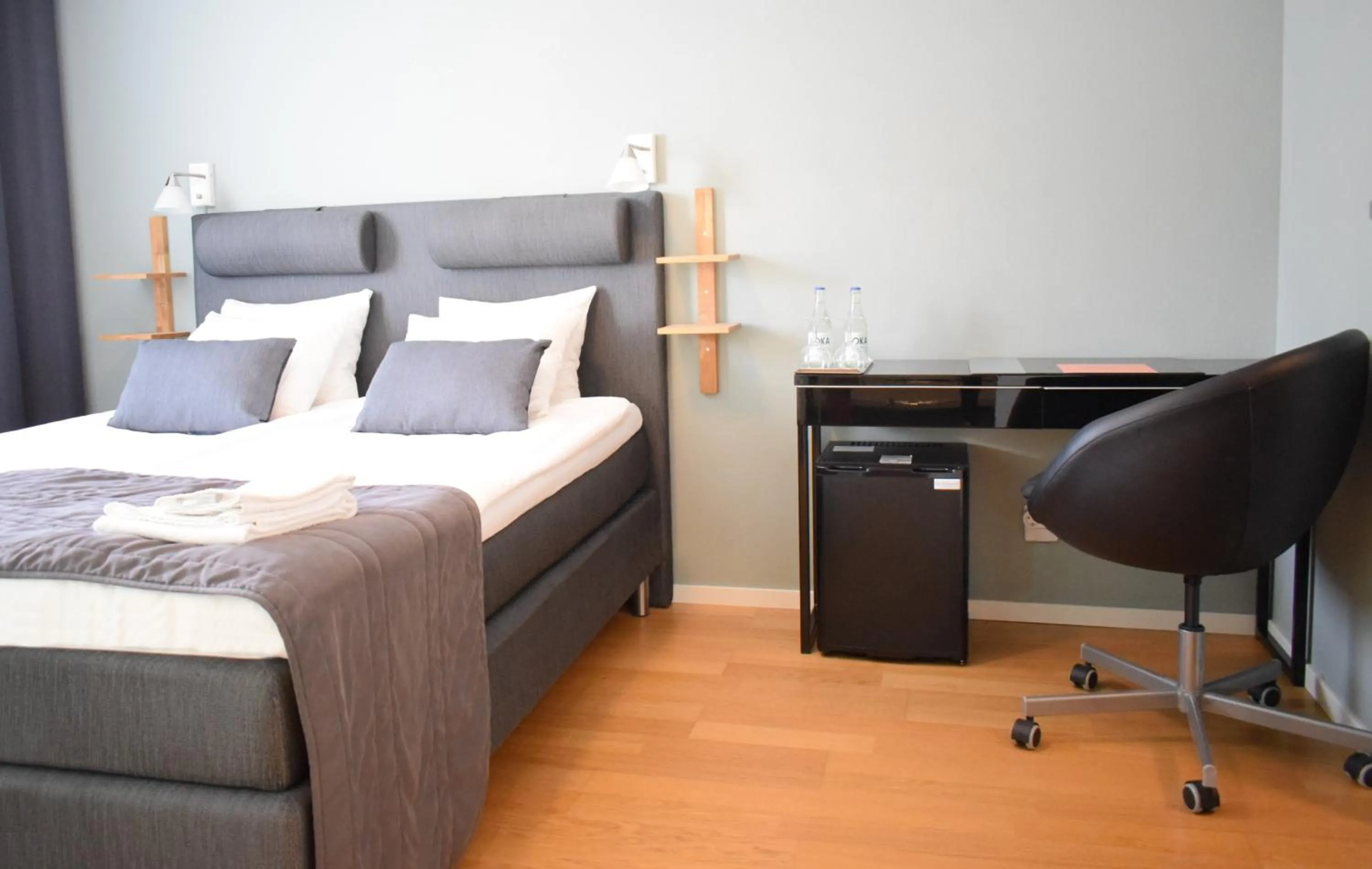 Photo of the whole room, Bed in Hotell Gästis Tierp