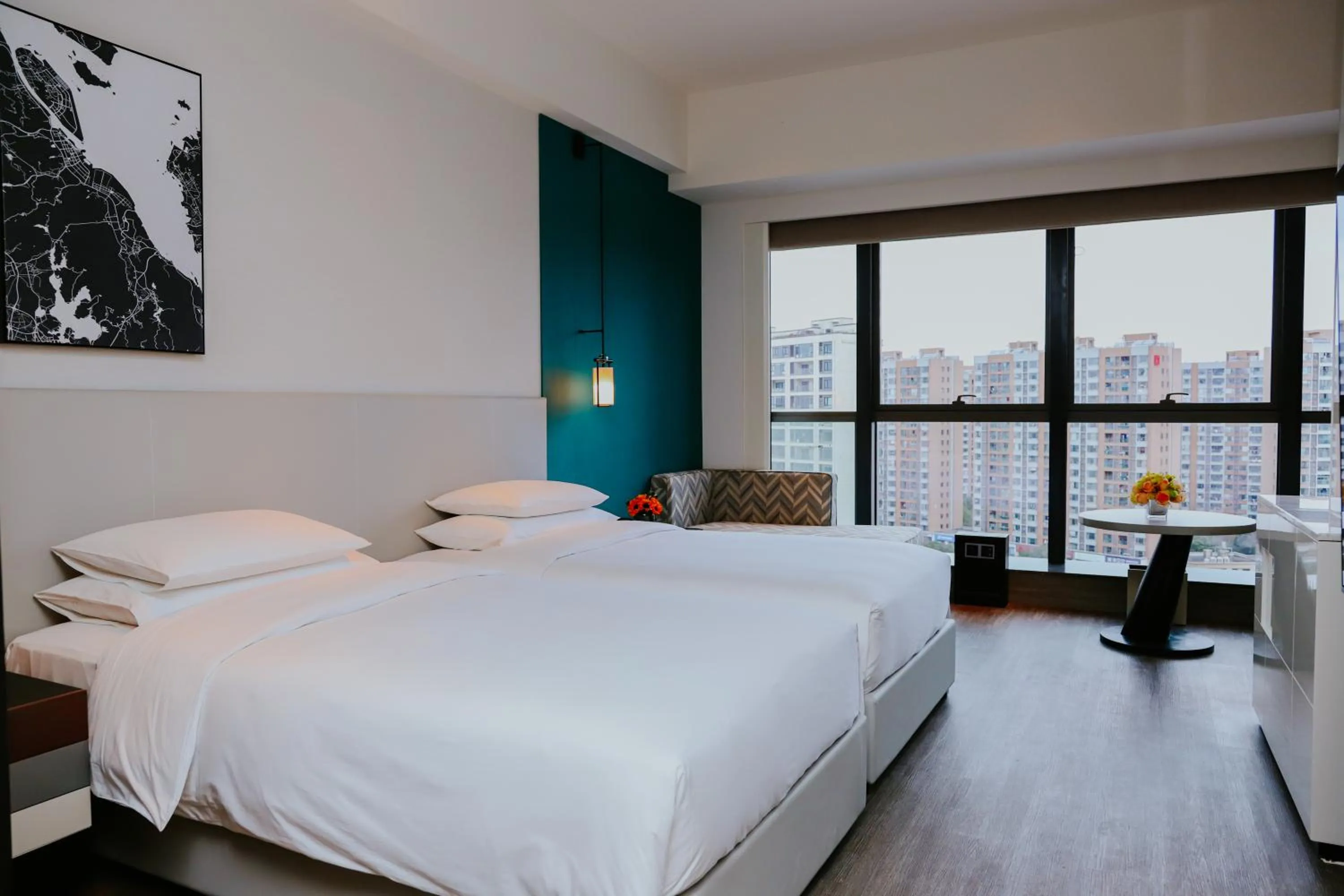 Photo of the whole room, Bed in Hyatt Centric Lakeside Ningbo