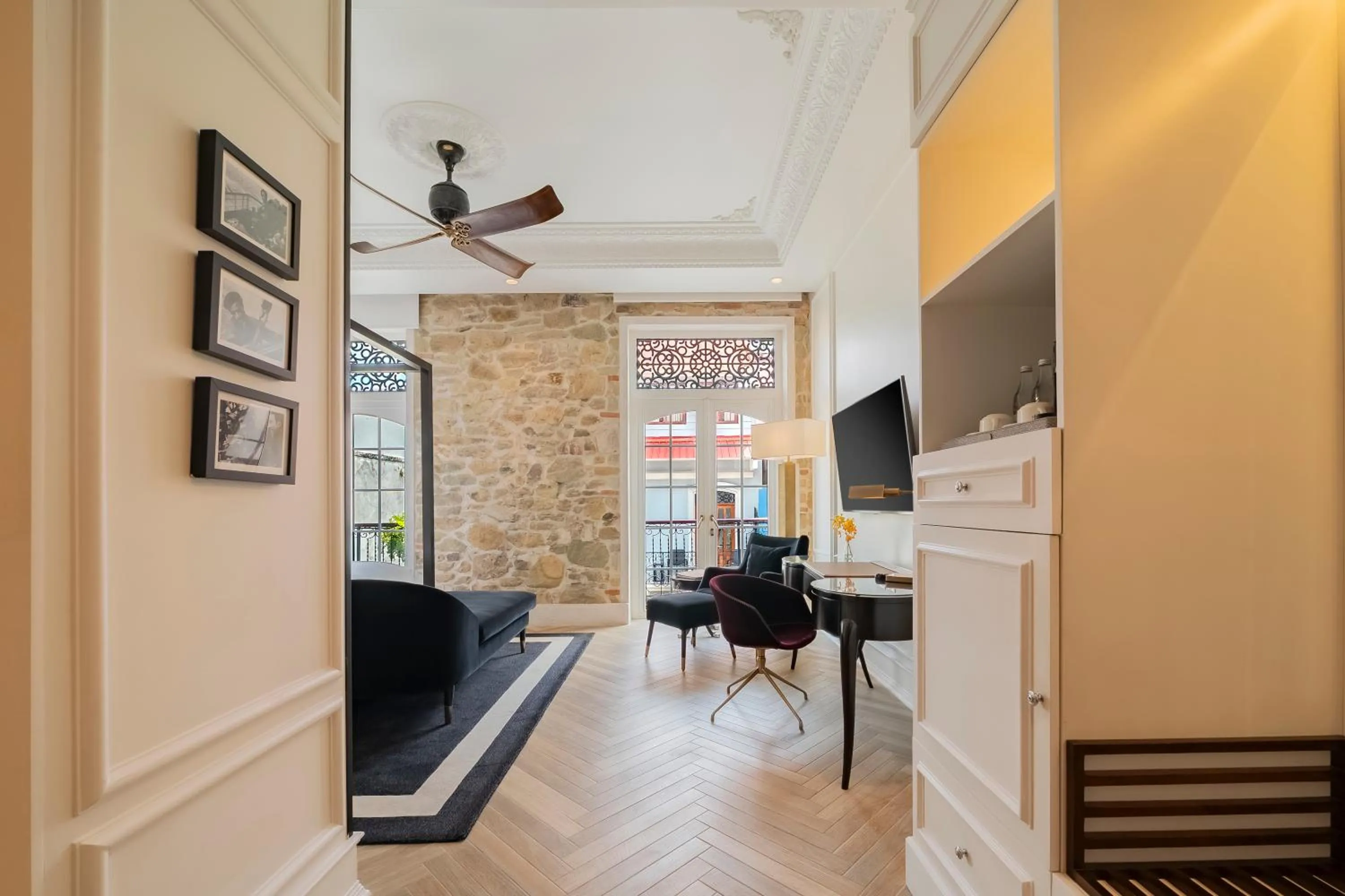 Hotel La Compañía Casco Antiguo