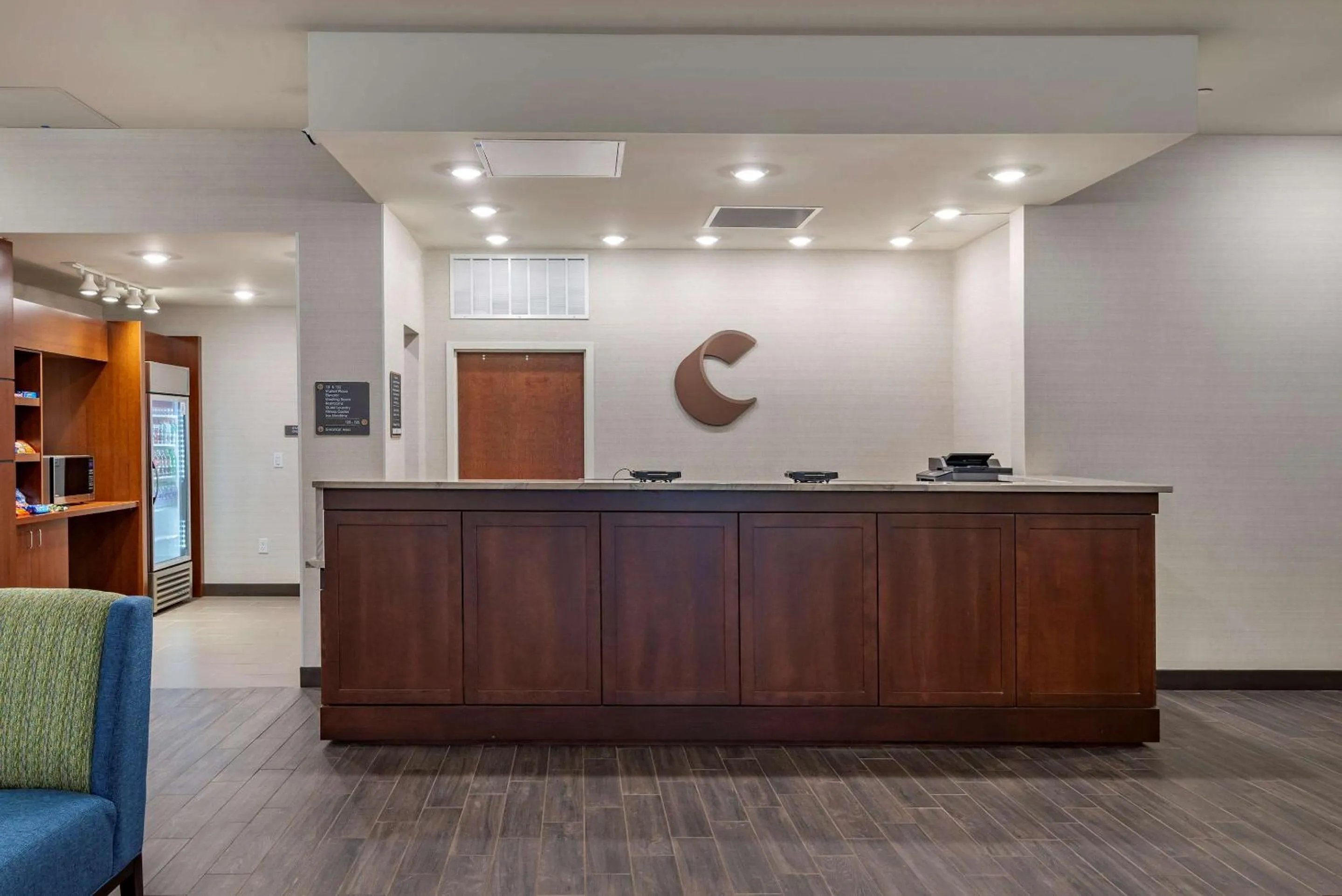 Lobby or reception in Comfort Suites Newnan