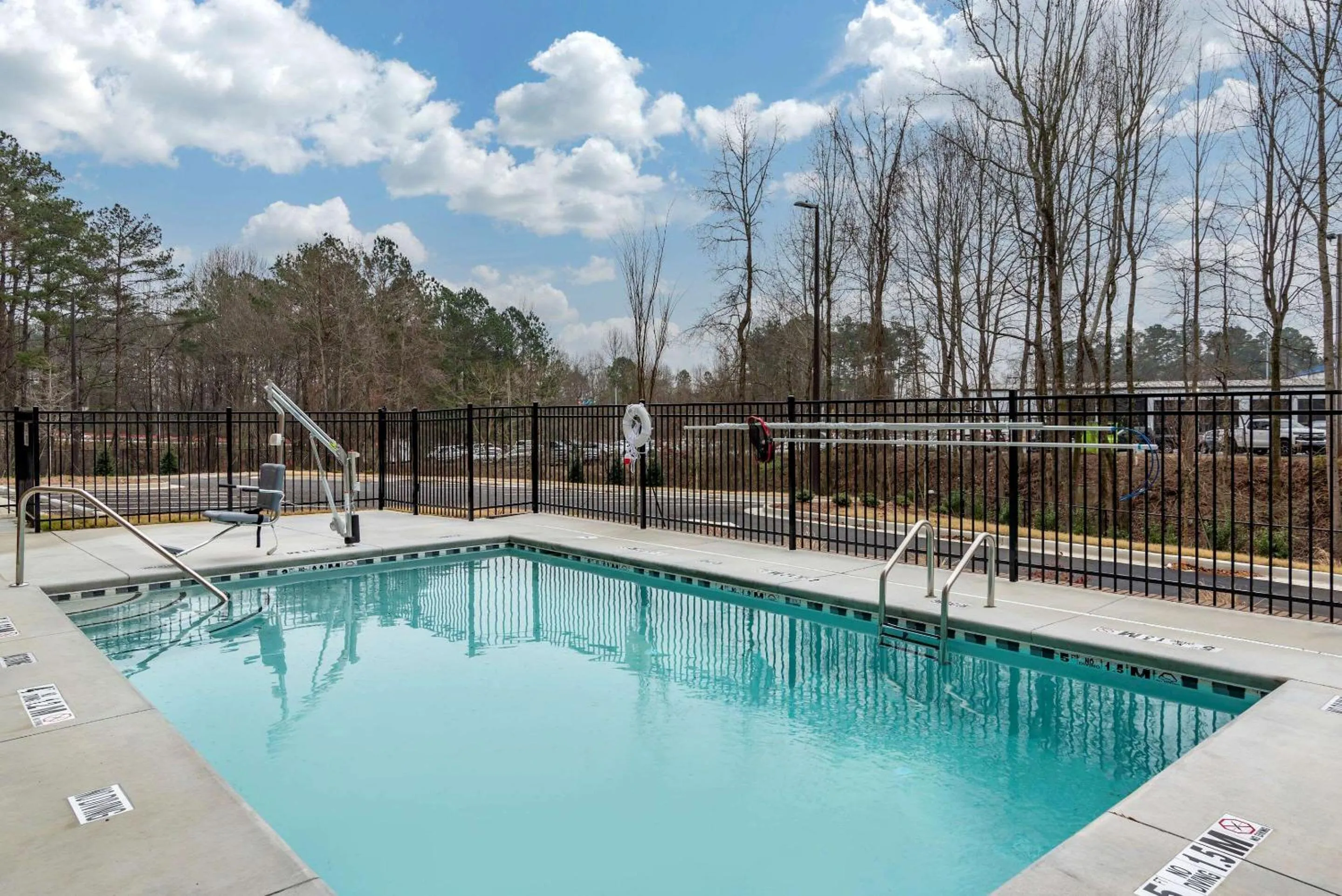 Activities in Comfort Suites Newnan