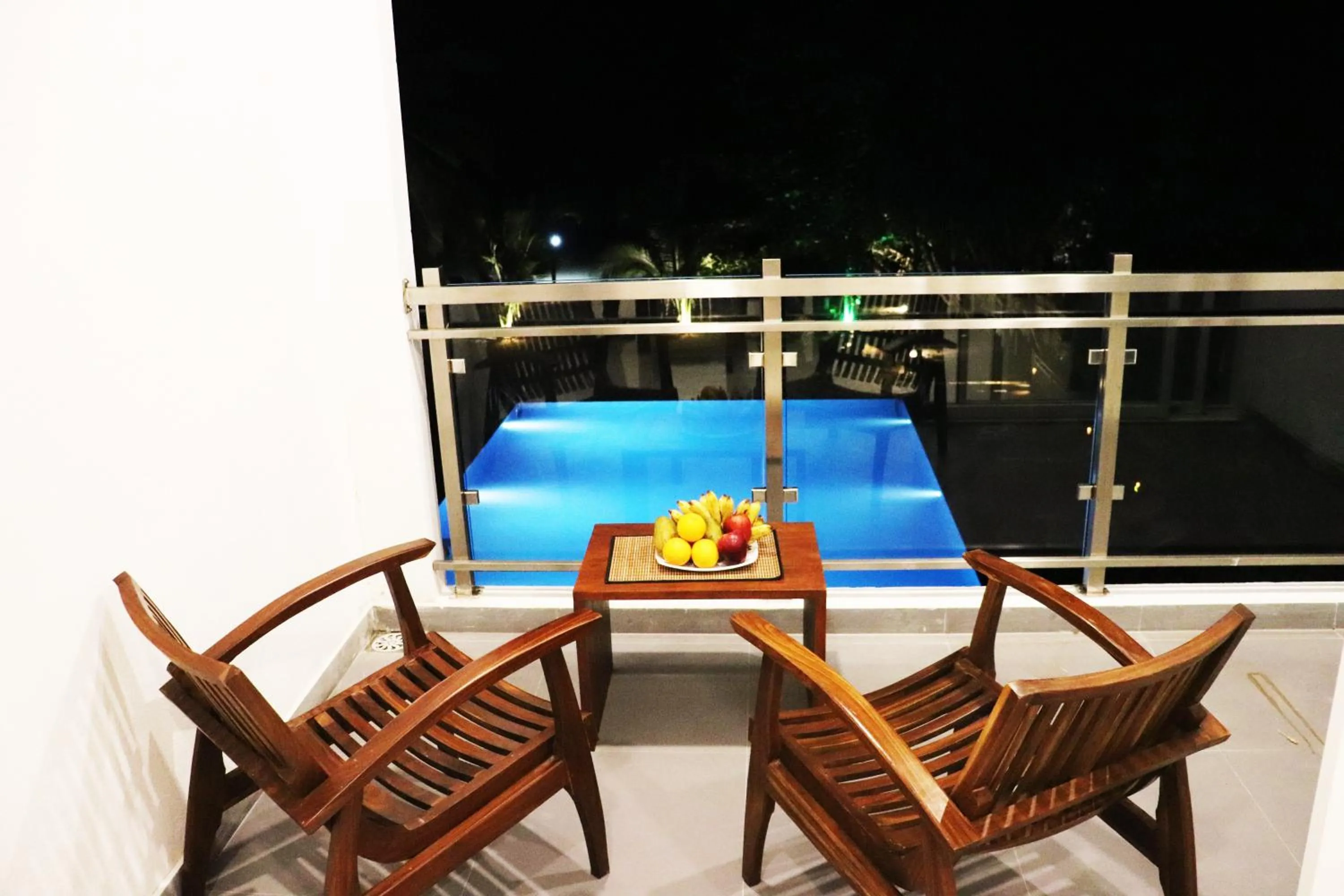 Swimming Pool in Marakolliya Beach Resort