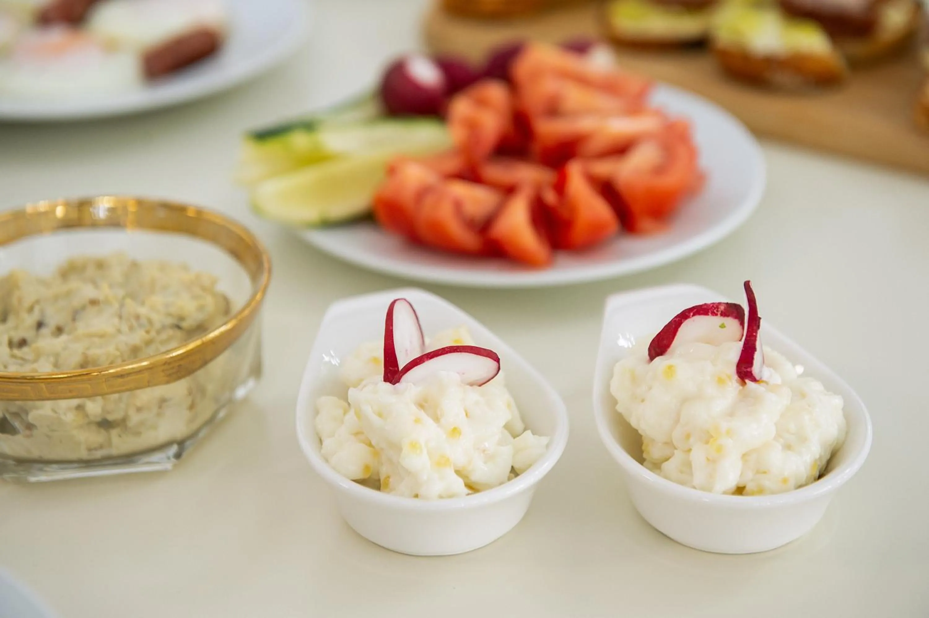 Buffet breakfast in Complex Pescăresc Gura Repezii Borșa