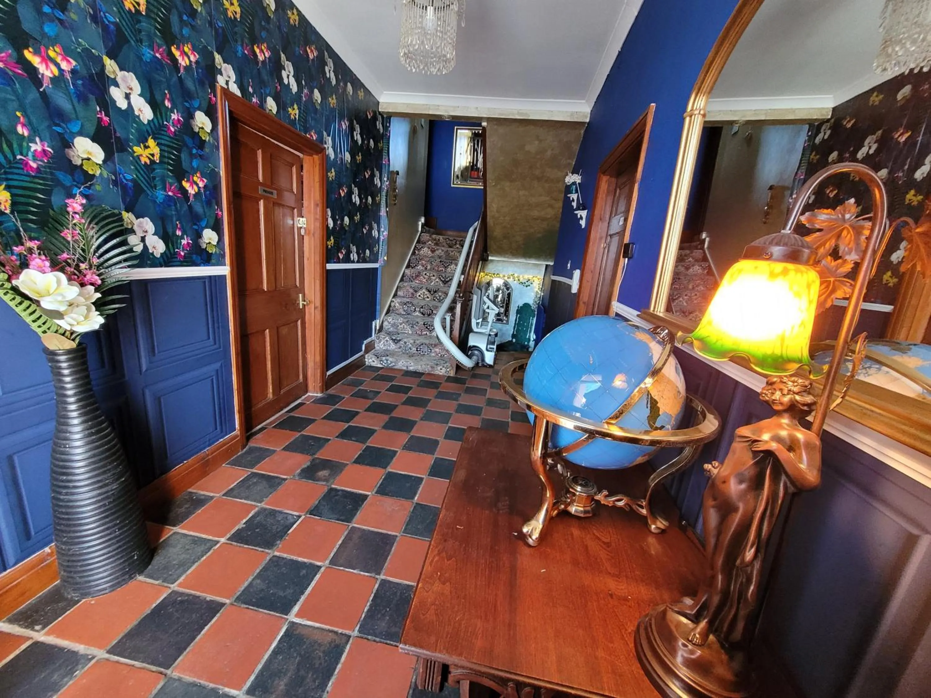 Hideaway Escapes, Farmhouse B&B & Holiday Home, Ideal family stay or Romantic break, Friendly animals on our smallholding in beautiful Pembrokeshire setting close to Narberth